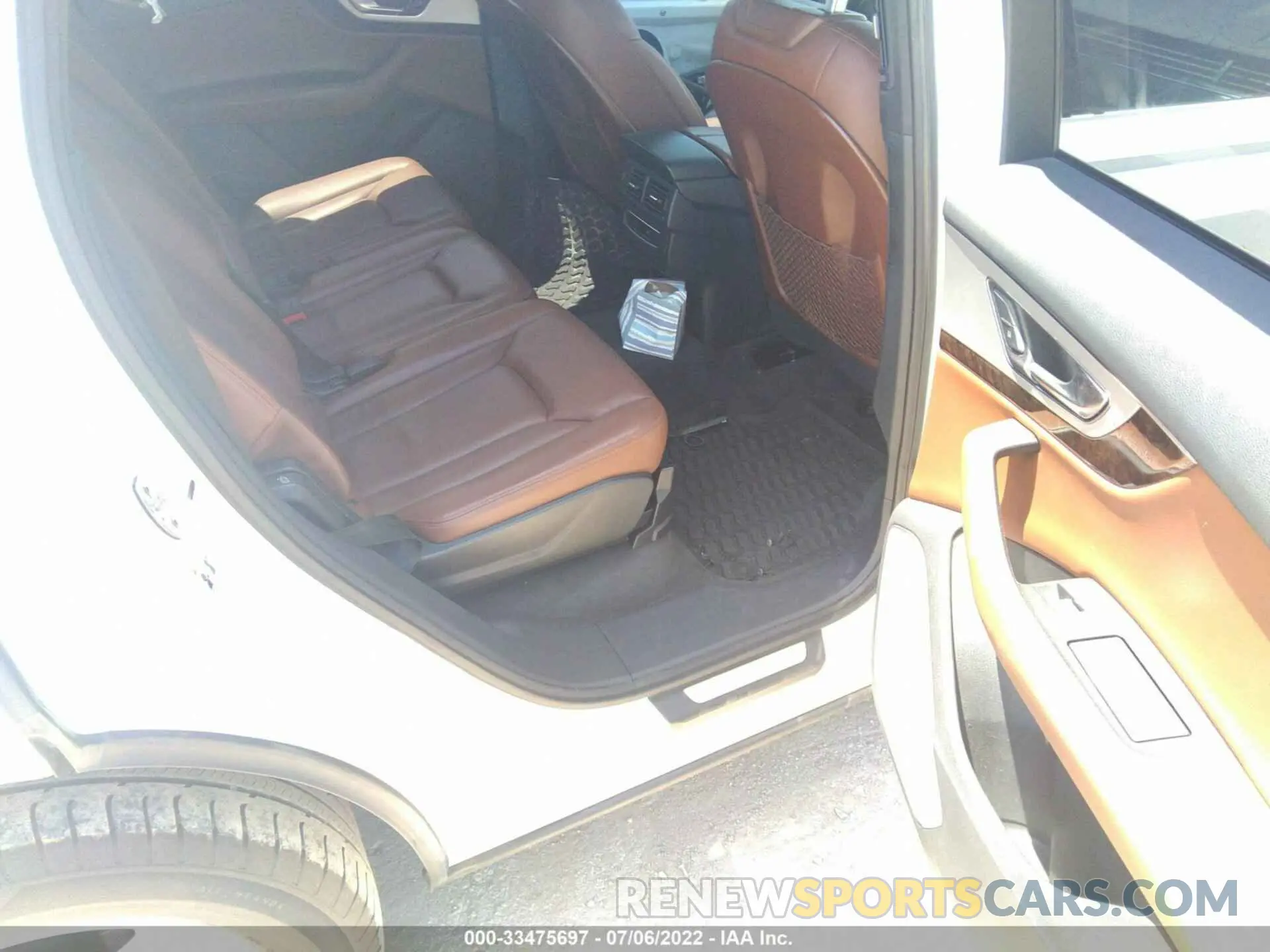 8 fotografías del automóvil dañado WA1AHAF78KD023331 AUDI Q7 2019