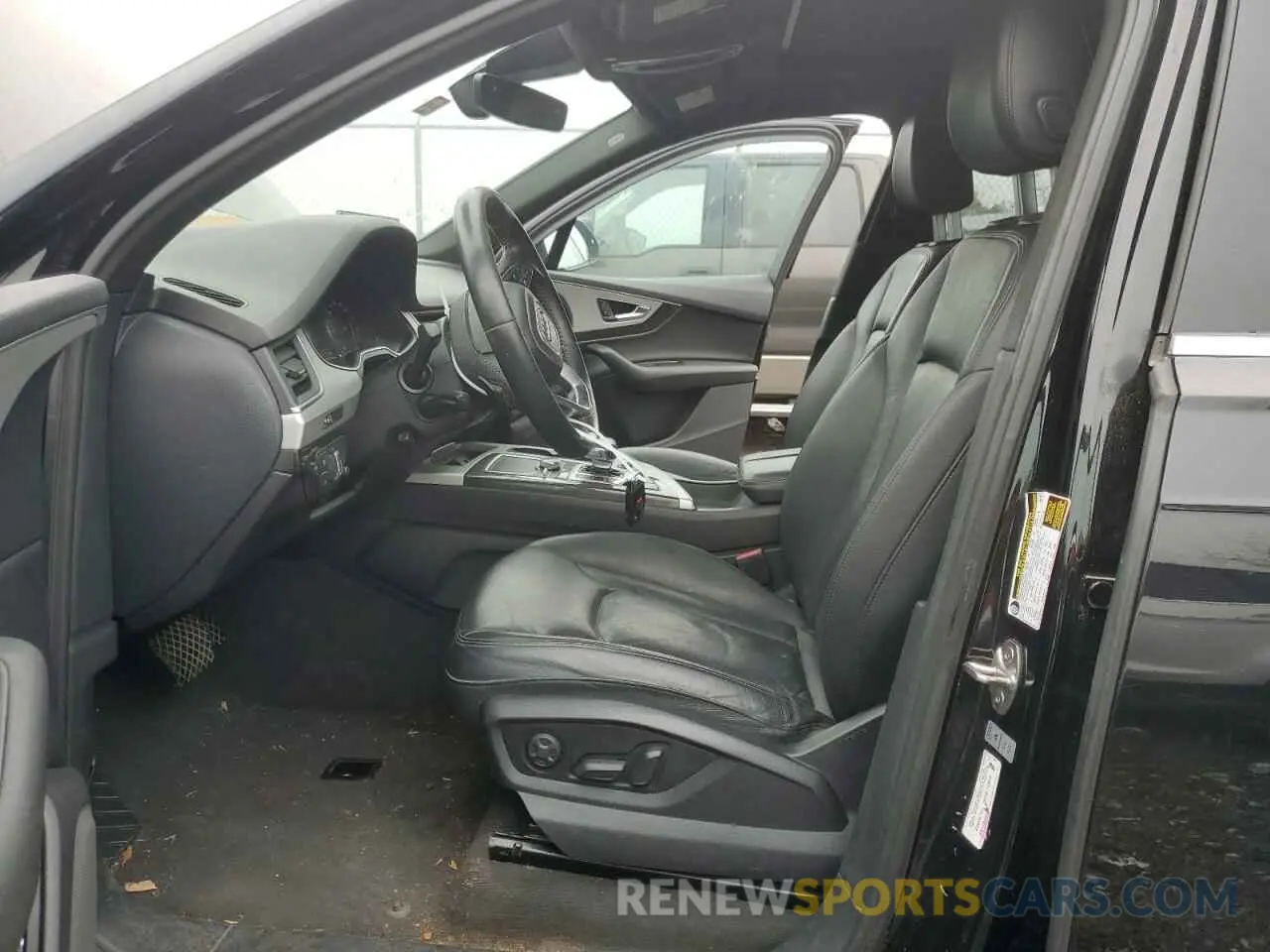 7 fotografías del automóvil dañado WA1AHAF7XKD018826 AUDI Q7 2019