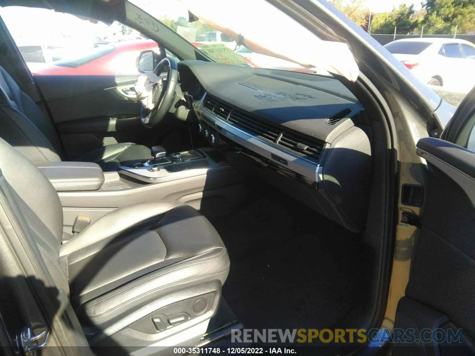 5 fotografías del automóvil dañado WA1AHAF7XKD033892 AUDI Q7 2019