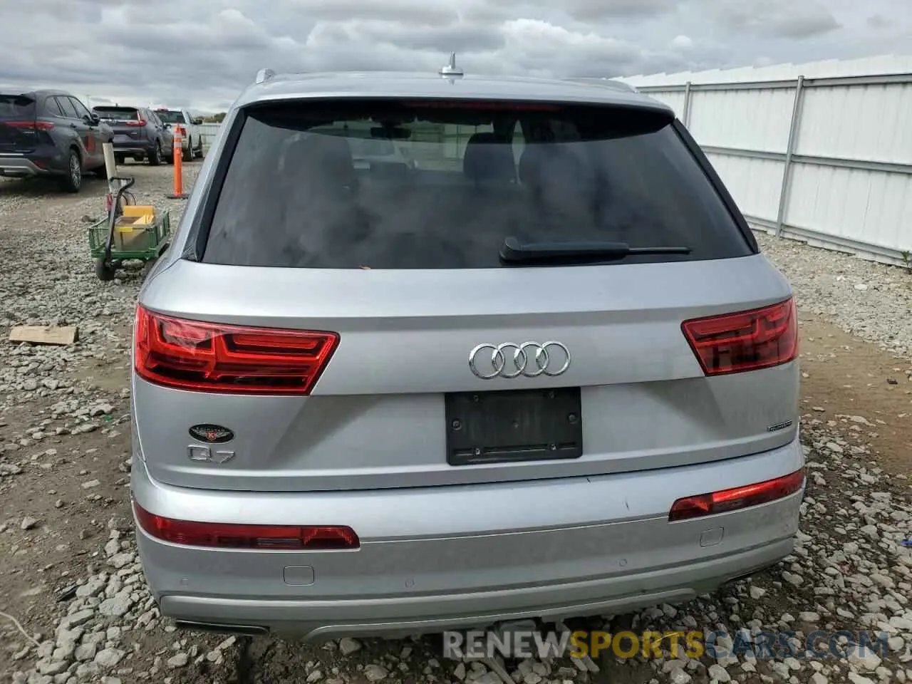 6 fotografías del automóvil dañado WA1LAAF70KD029783 AUDI Q7 2019