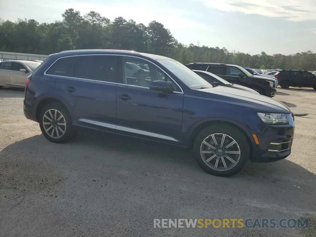 4 fotografías del automóvil dañado WA1LAAF70KD041884 AUDI Q7 2019