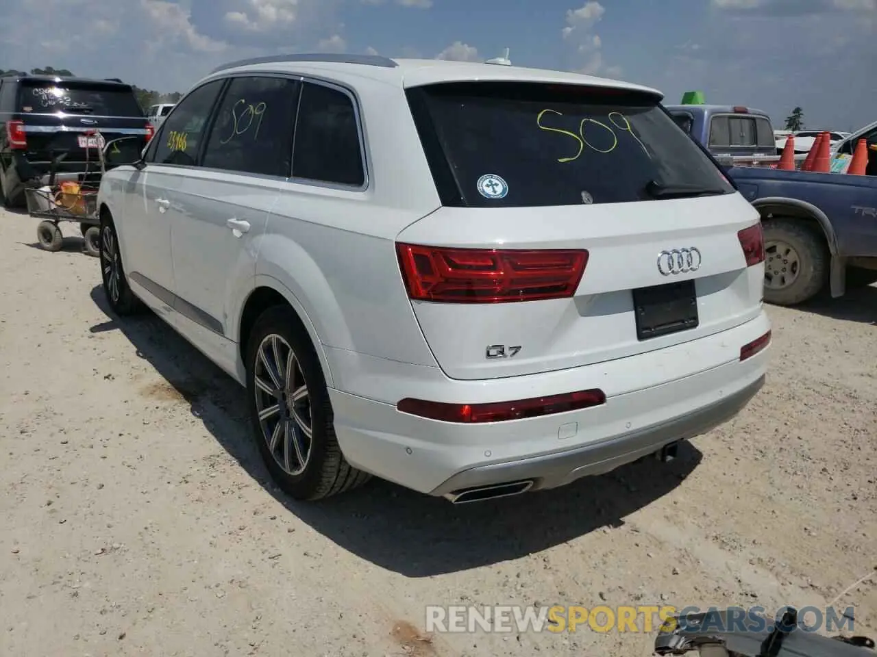 3 fotografías del automóvil dañado WA1LAAF70KD048849 AUDI Q7 2019