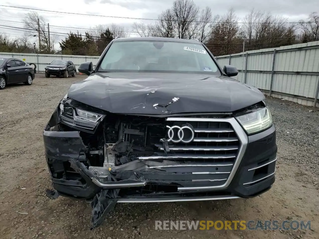 5 fotografías del automóvil dañado WA1LAAF71KD029825 AUDI Q7 2019