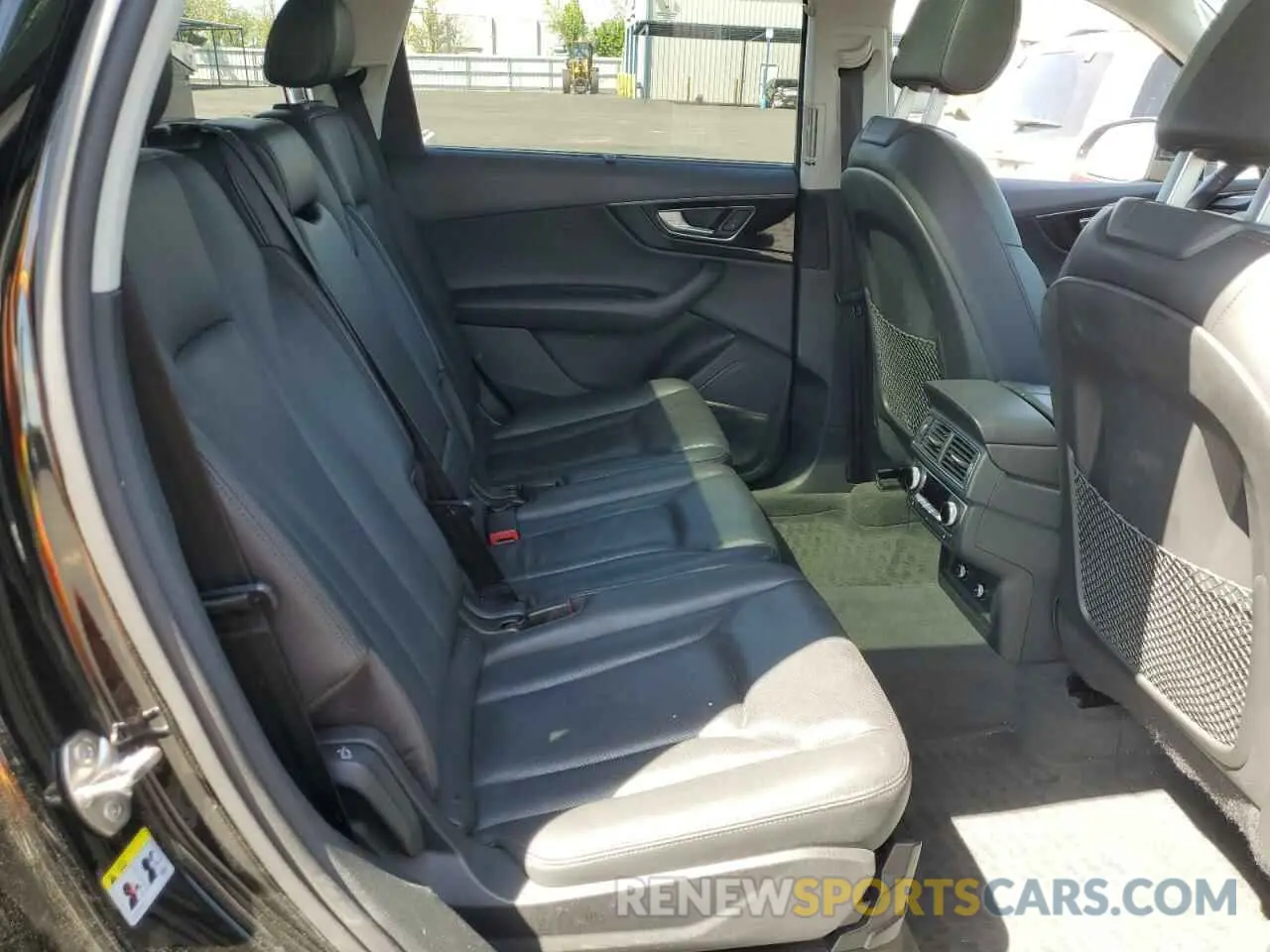 12 fotografías del automóvil dañado WA1LAAF71KD041165 AUDI Q7 2019