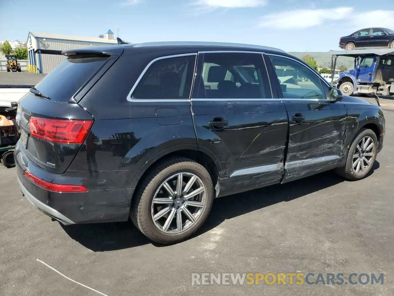 3 fotografías del automóvil dañado WA1LAAF71KD041165 AUDI Q7 2019