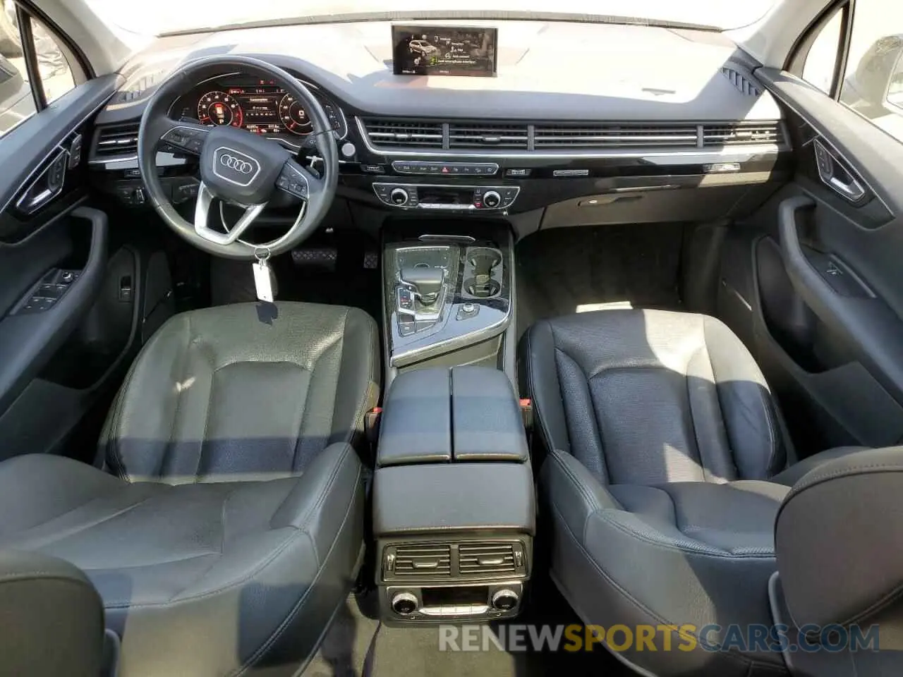 8 fotografías del automóvil dañado WA1LAAF71KD041165 AUDI Q7 2019