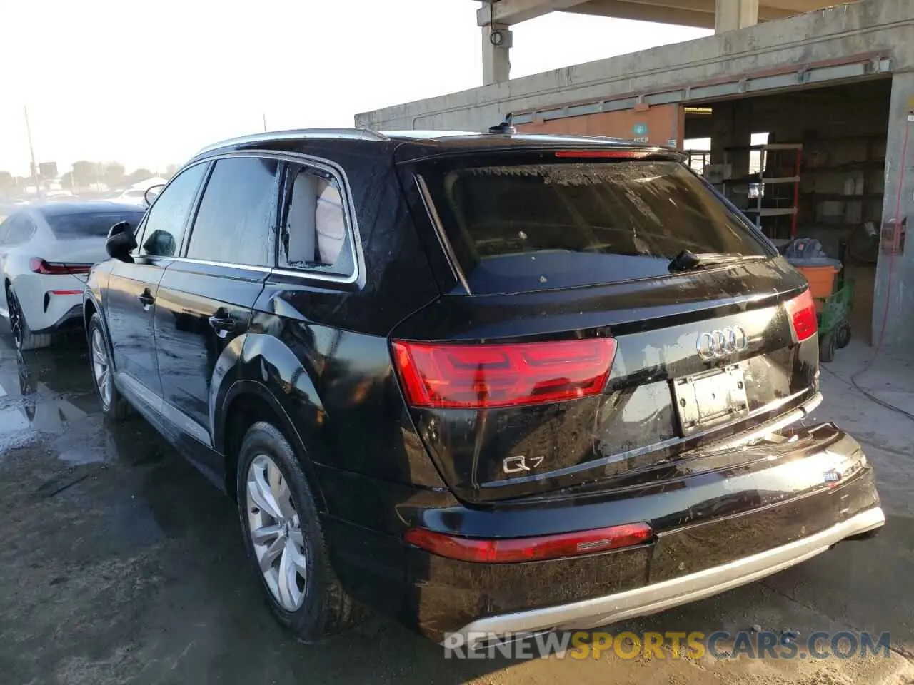 3 fotografías del automóvil dañado WA1LAAF71KD042302 AUDI Q7 2019