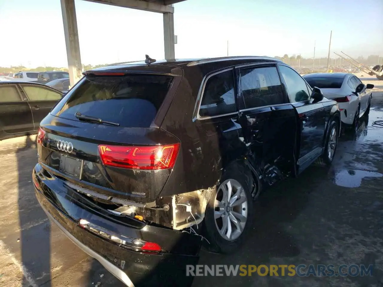 4 fotografías del automóvil dañado WA1LAAF71KD042302 AUDI Q7 2019