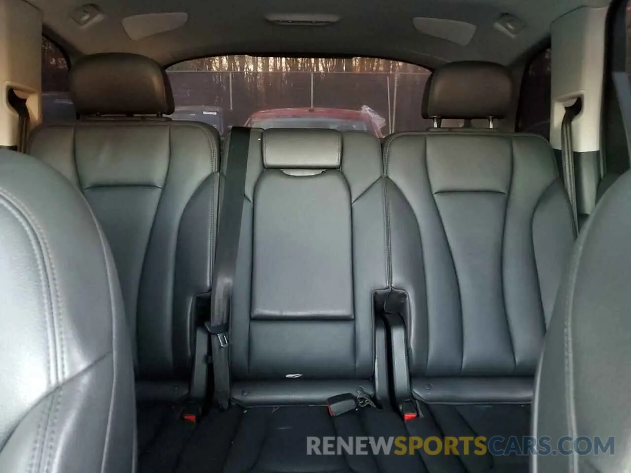 10 fotografías del automóvil dañado WA1LAAF74KD003476 AUDI Q7 2019