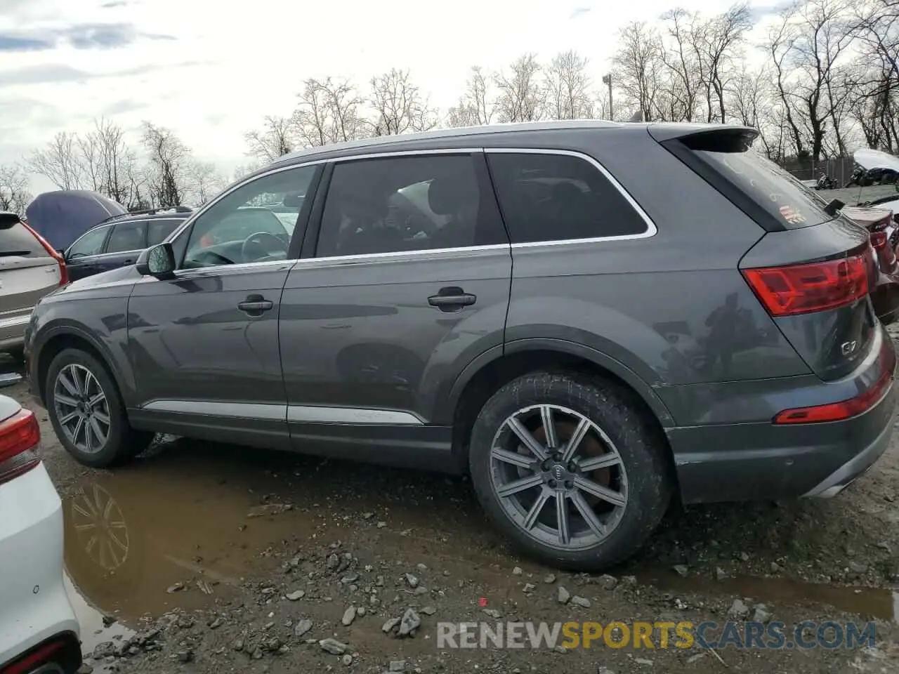 2 fotografías del automóvil dañado WA1LAAF74KD003705 AUDI Q7 2019