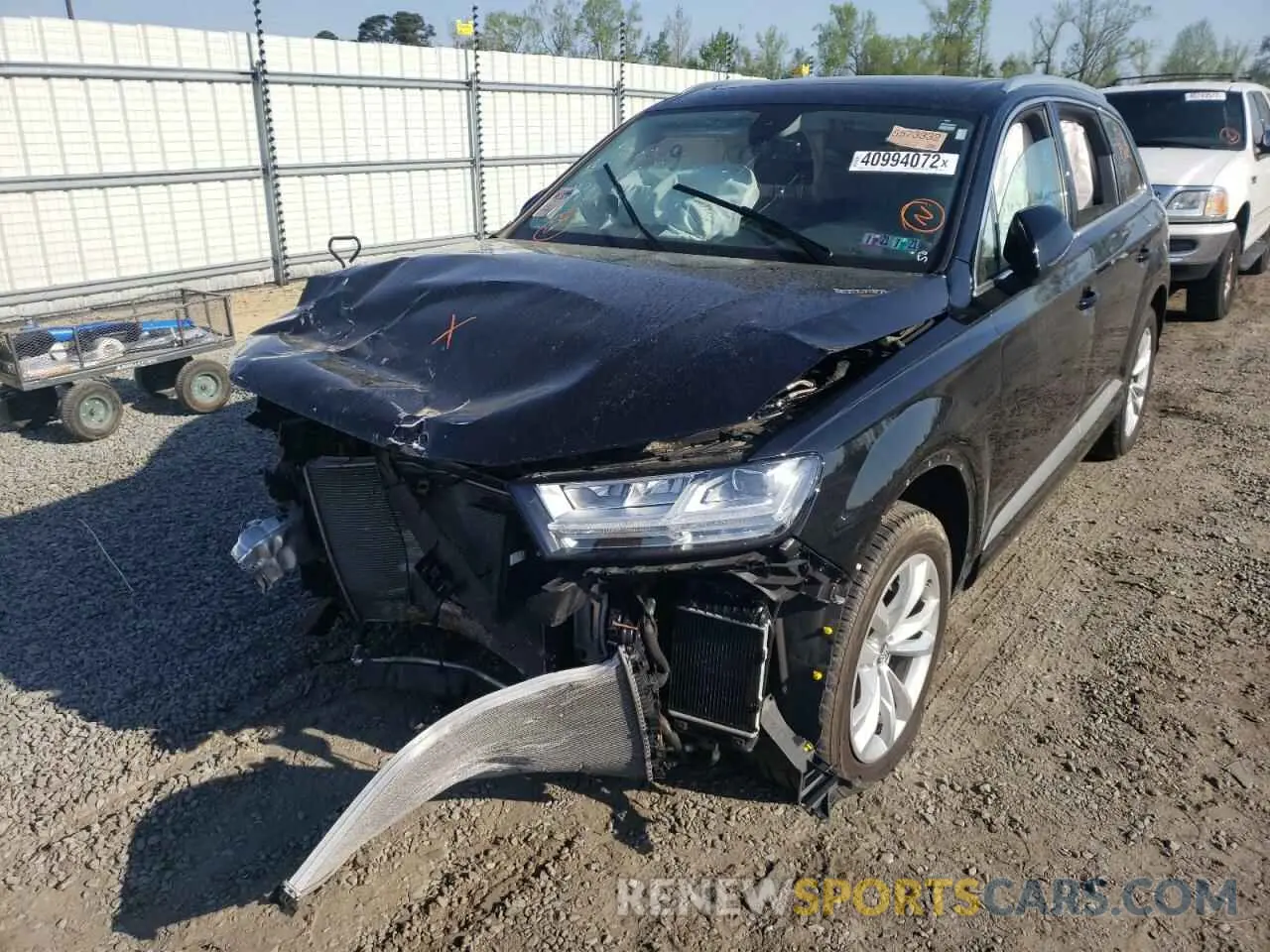 2 fotografías del automóvil dañado WA1LAAF75KD043162 AUDI Q7 2019