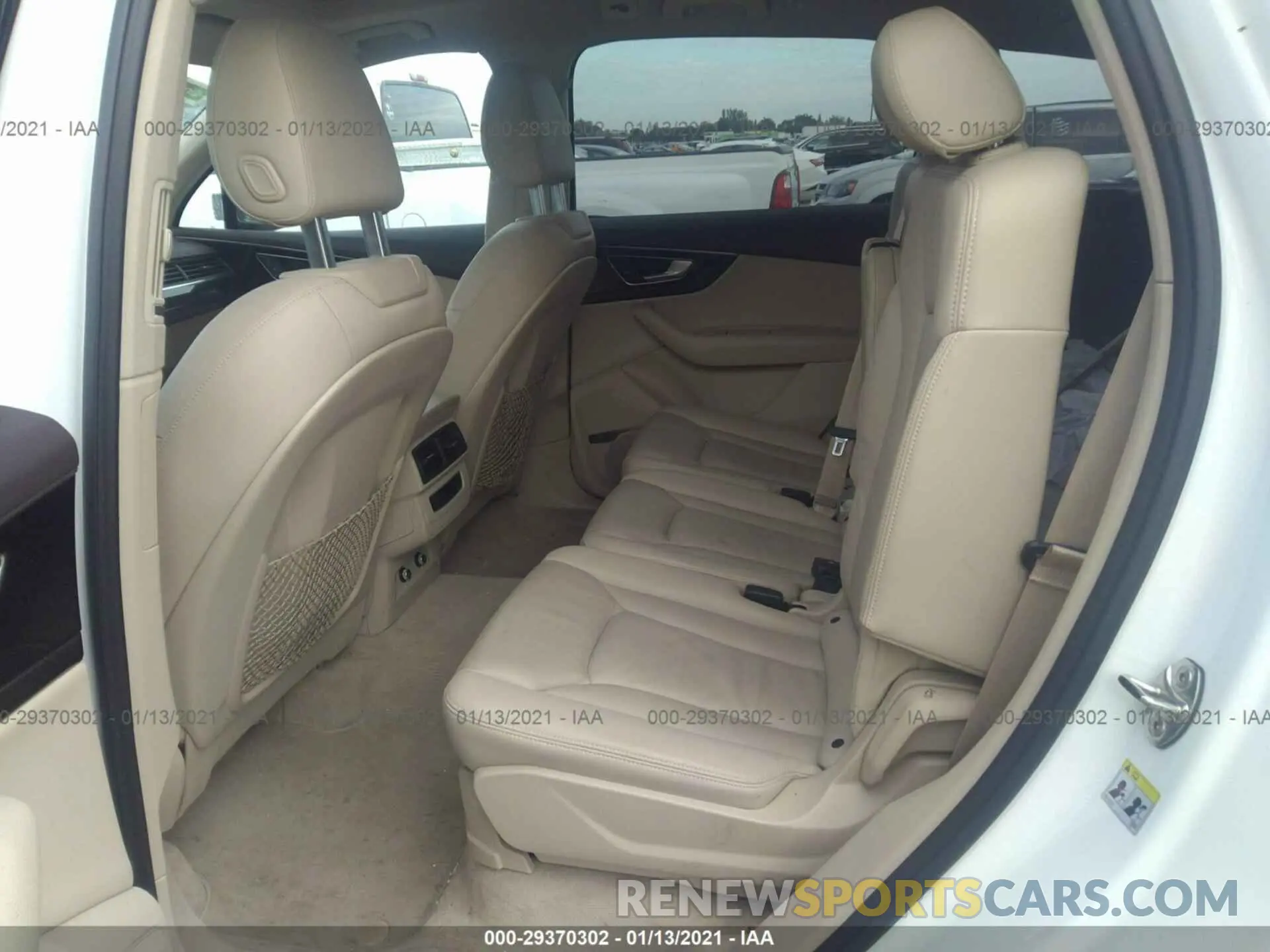 8 fotografías del automóvil dañado WA1LAAF75KD044425 AUDI Q7 2019