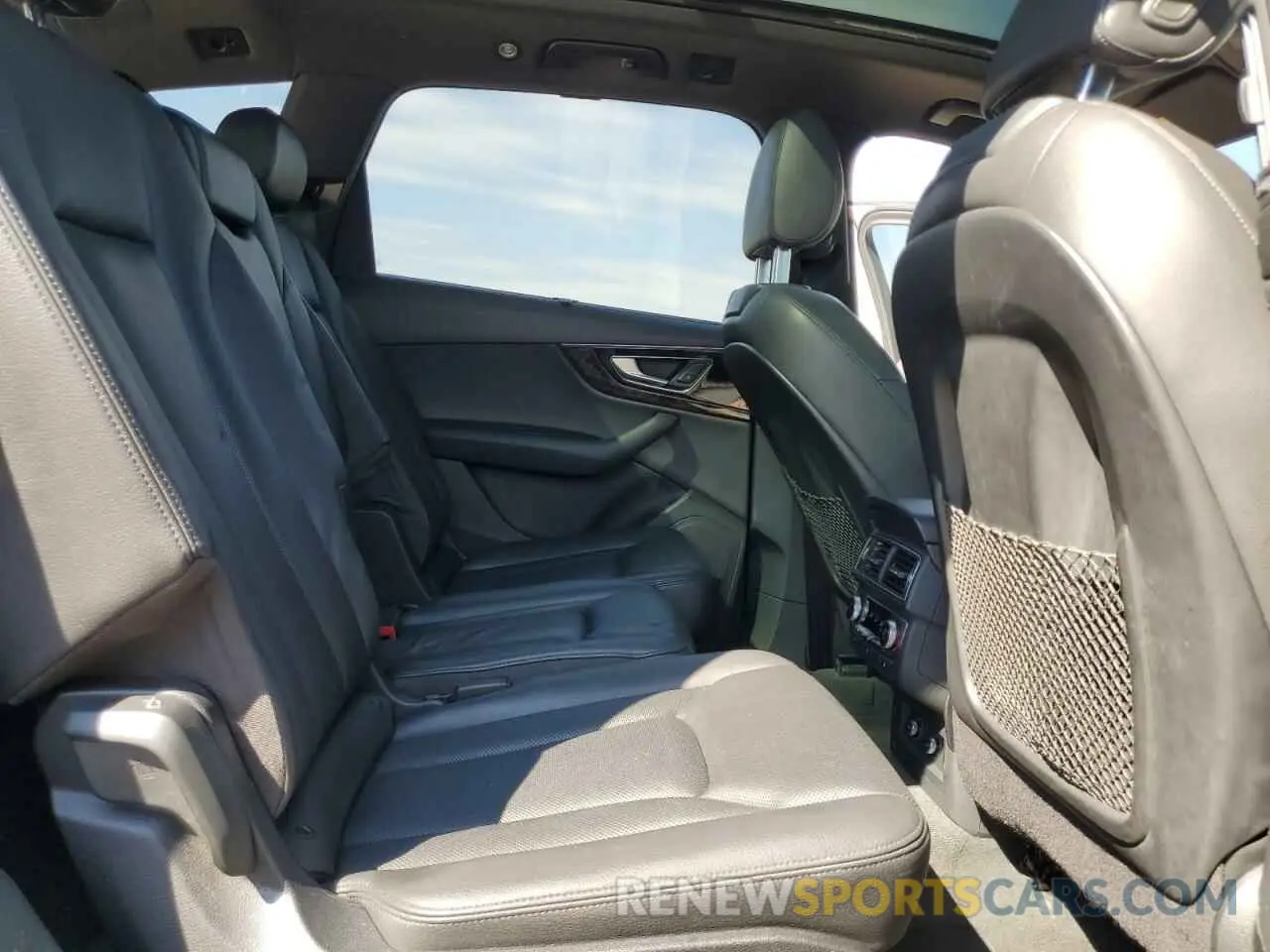 11 fotografías del automóvil dañado WA1LAAF76KD024801 AUDI Q7 2019