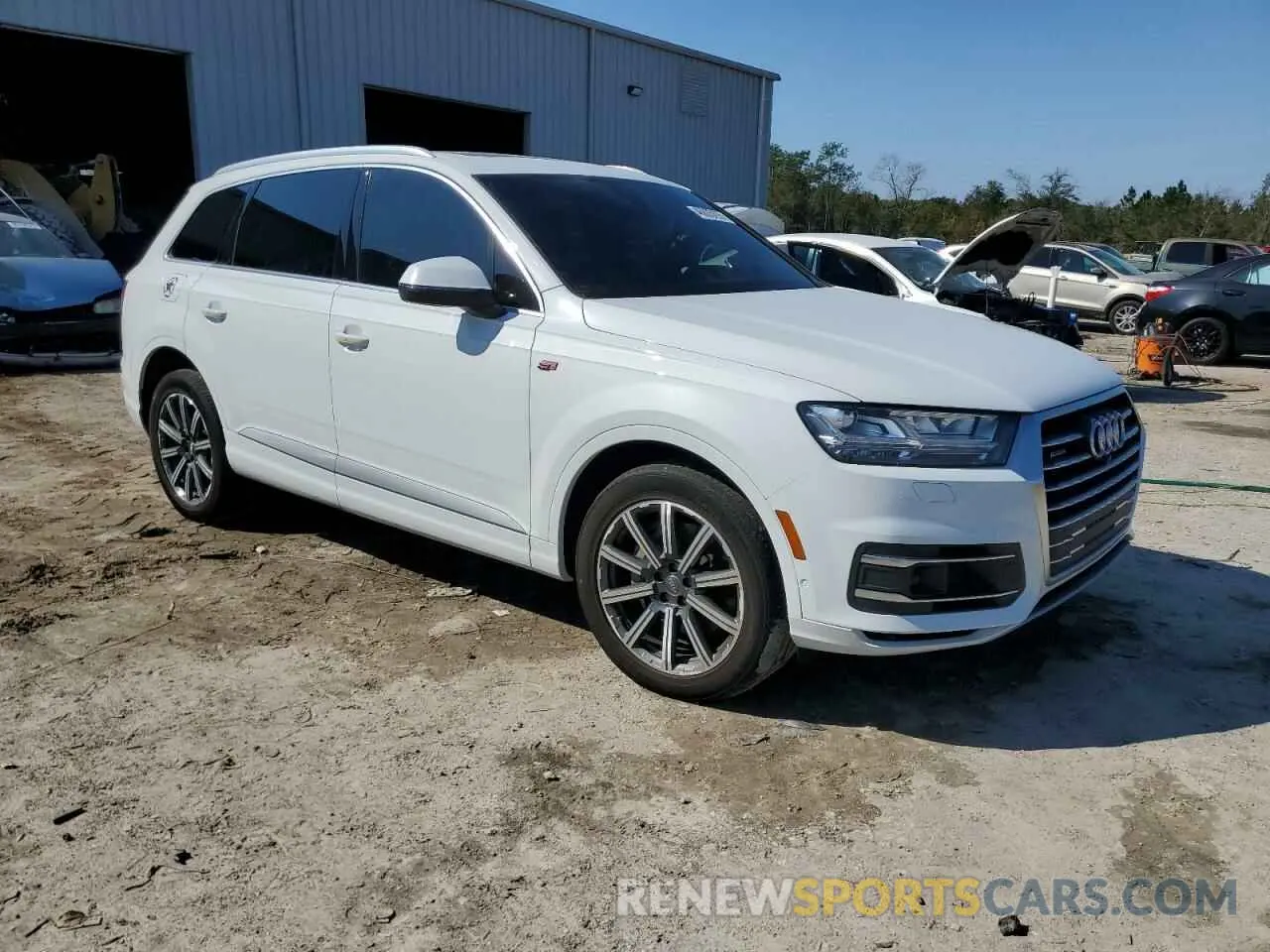 4 fotografías del automóvil dañado WA1LAAF76KD024801 AUDI Q7 2019