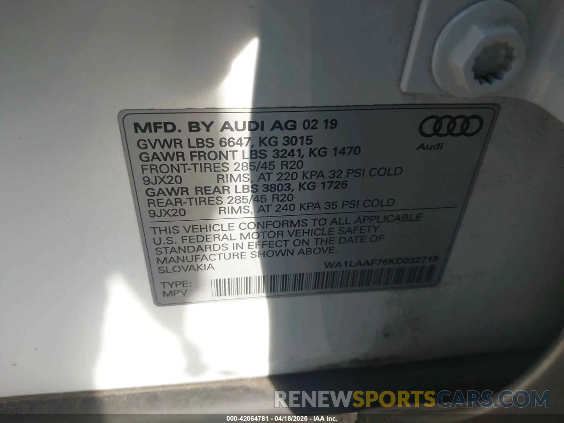 9 fotografías del automóvil dañado WA1LAAF76KD032719 AUDI Q7 2019
