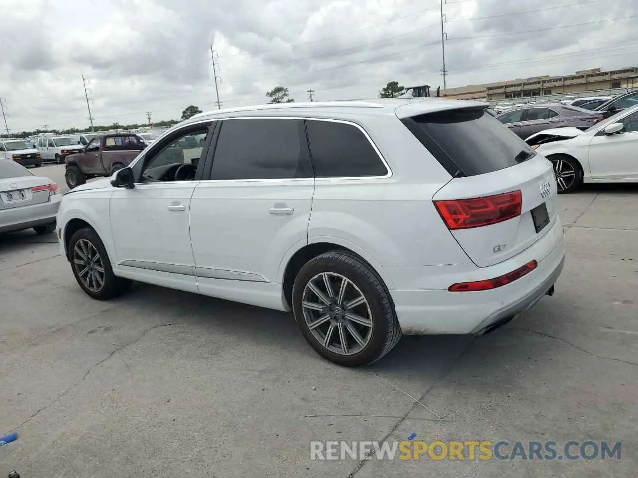 2 fotografías del automóvil dañado WA1LAAF76KD048936 AUDI Q7 2019