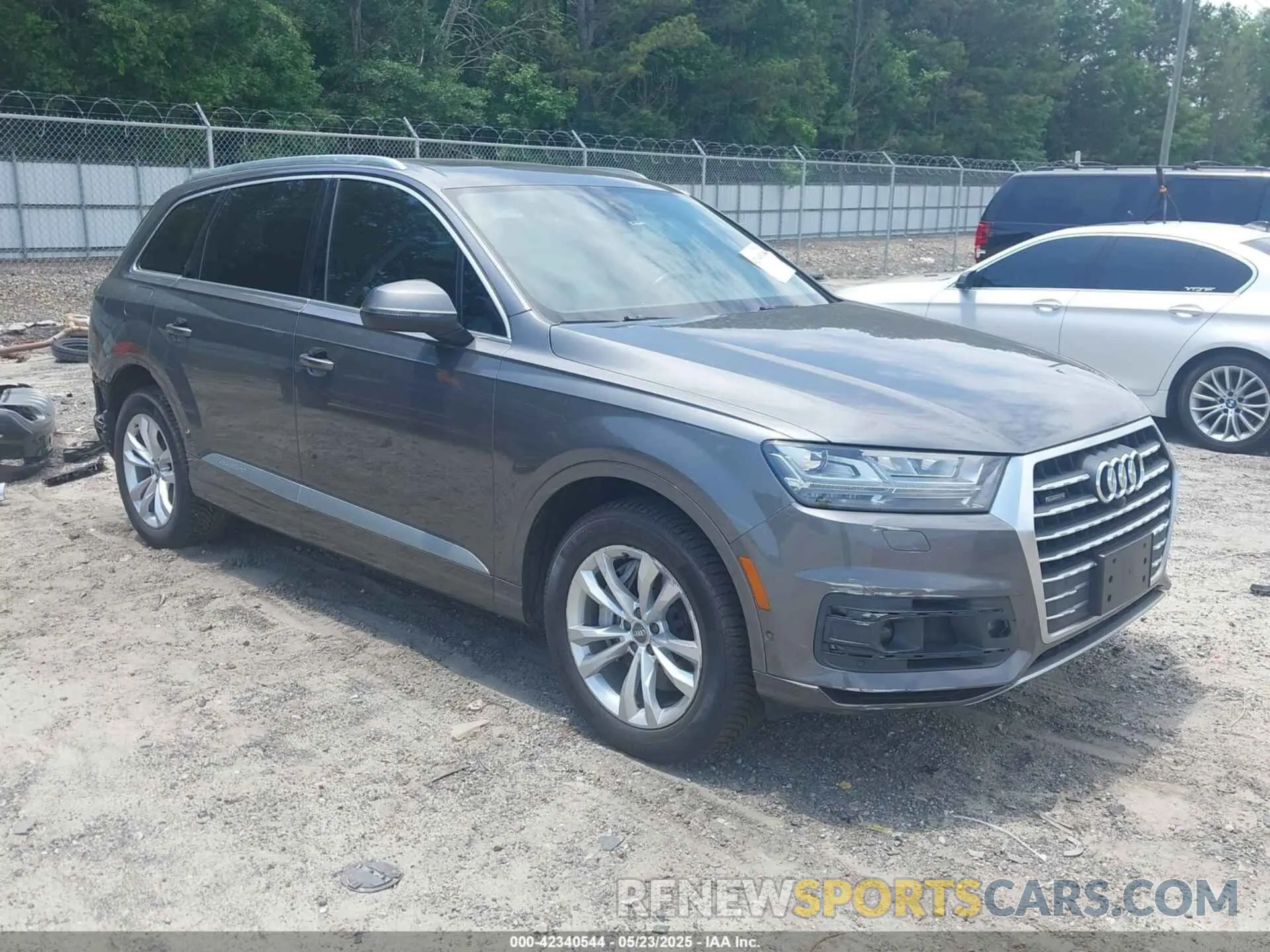 1 fotografías del automóvil dañado WA1LAAF78KD012598 AUDI Q7 2019