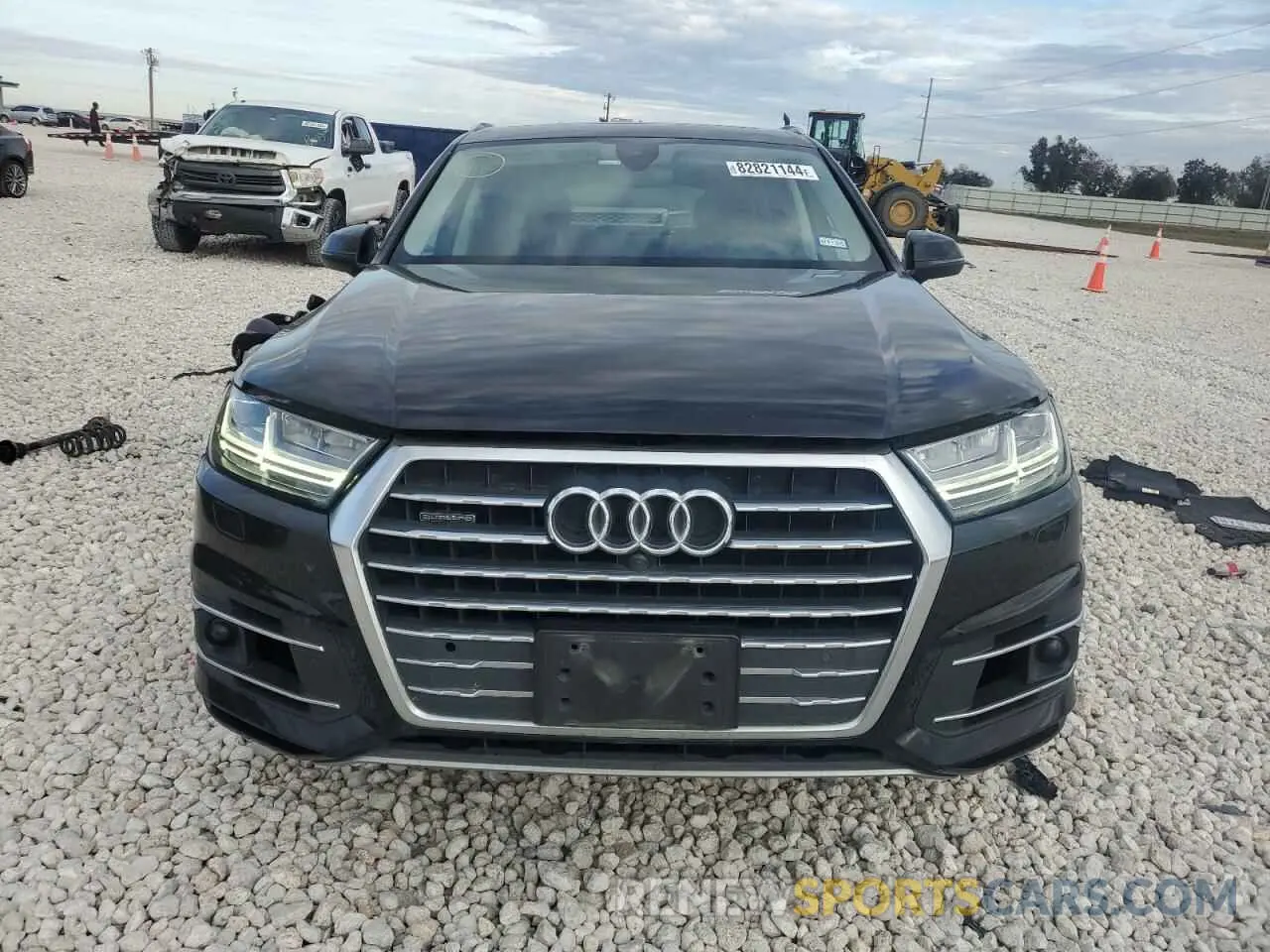 5 fotografías del automóvil dañado WA1LAAF78KD038134 AUDI Q7 2019