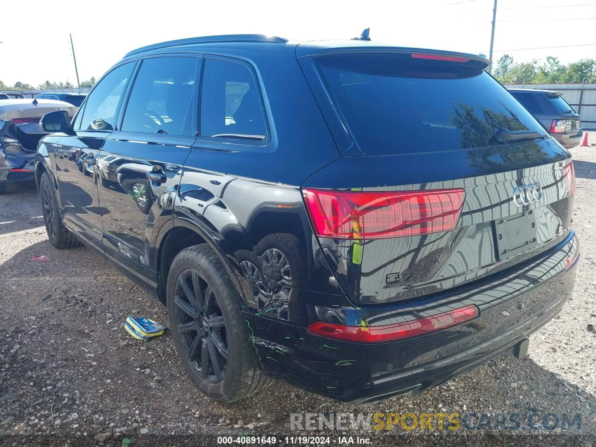 3 fotografías del automóvil dañado WA1LAAF78KD047772 AUDI Q7 2019