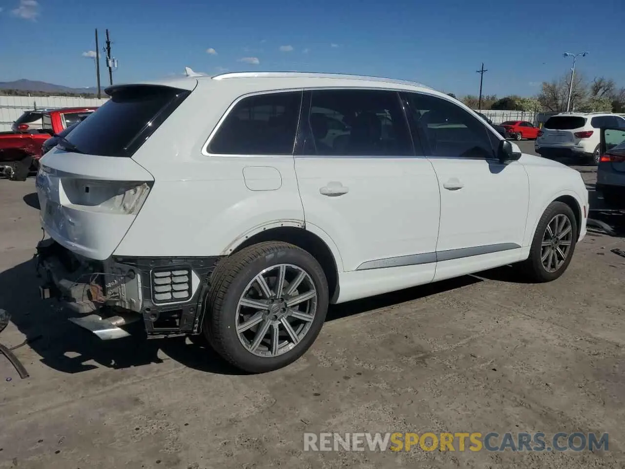 3 fotografías del automóvil dañado WA1LAAF79KD003621 AUDI Q7 2019