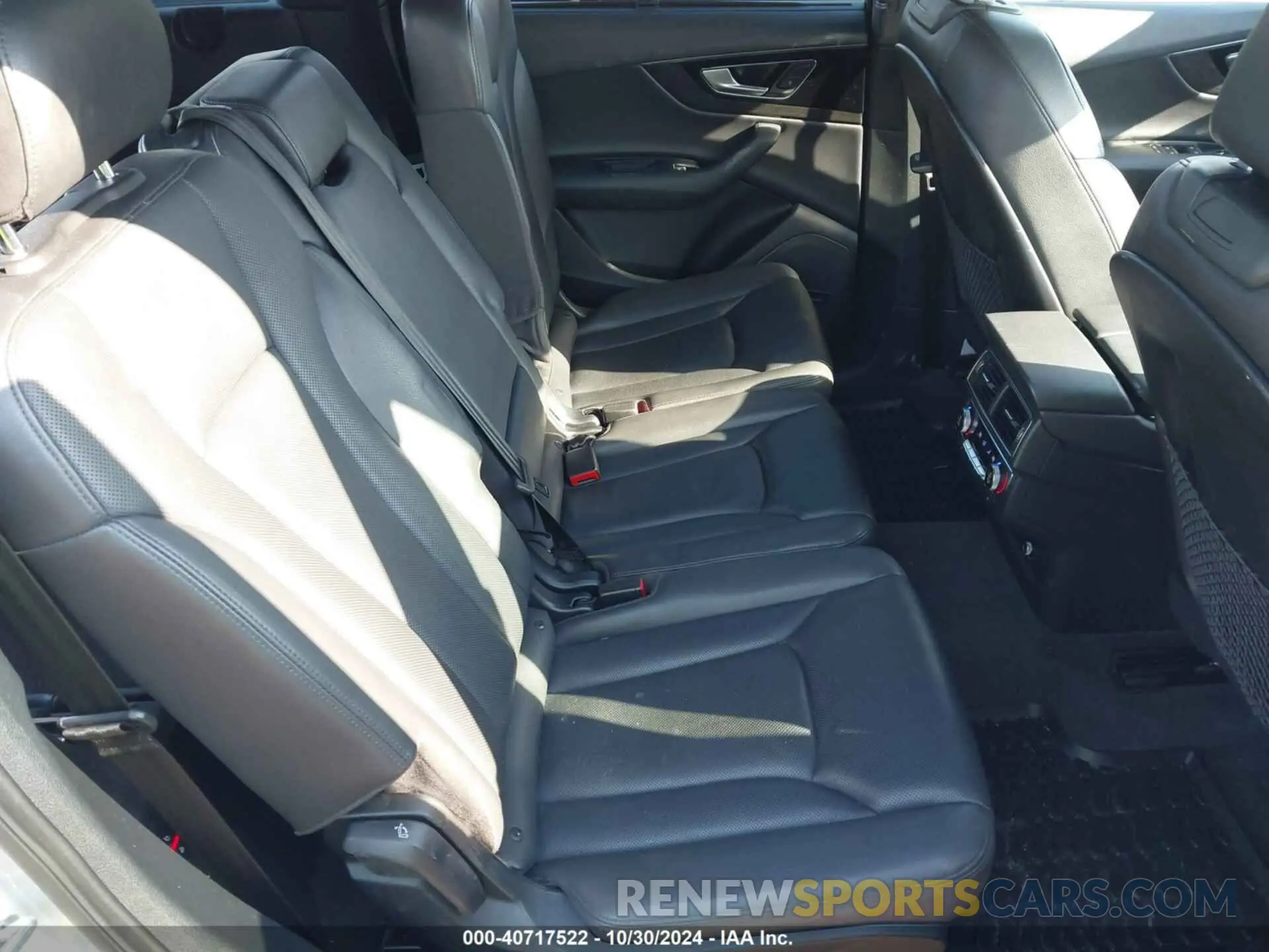 8 fotografías del automóvil dañado WA1LAAF7XKD020122 AUDI Q7 2019