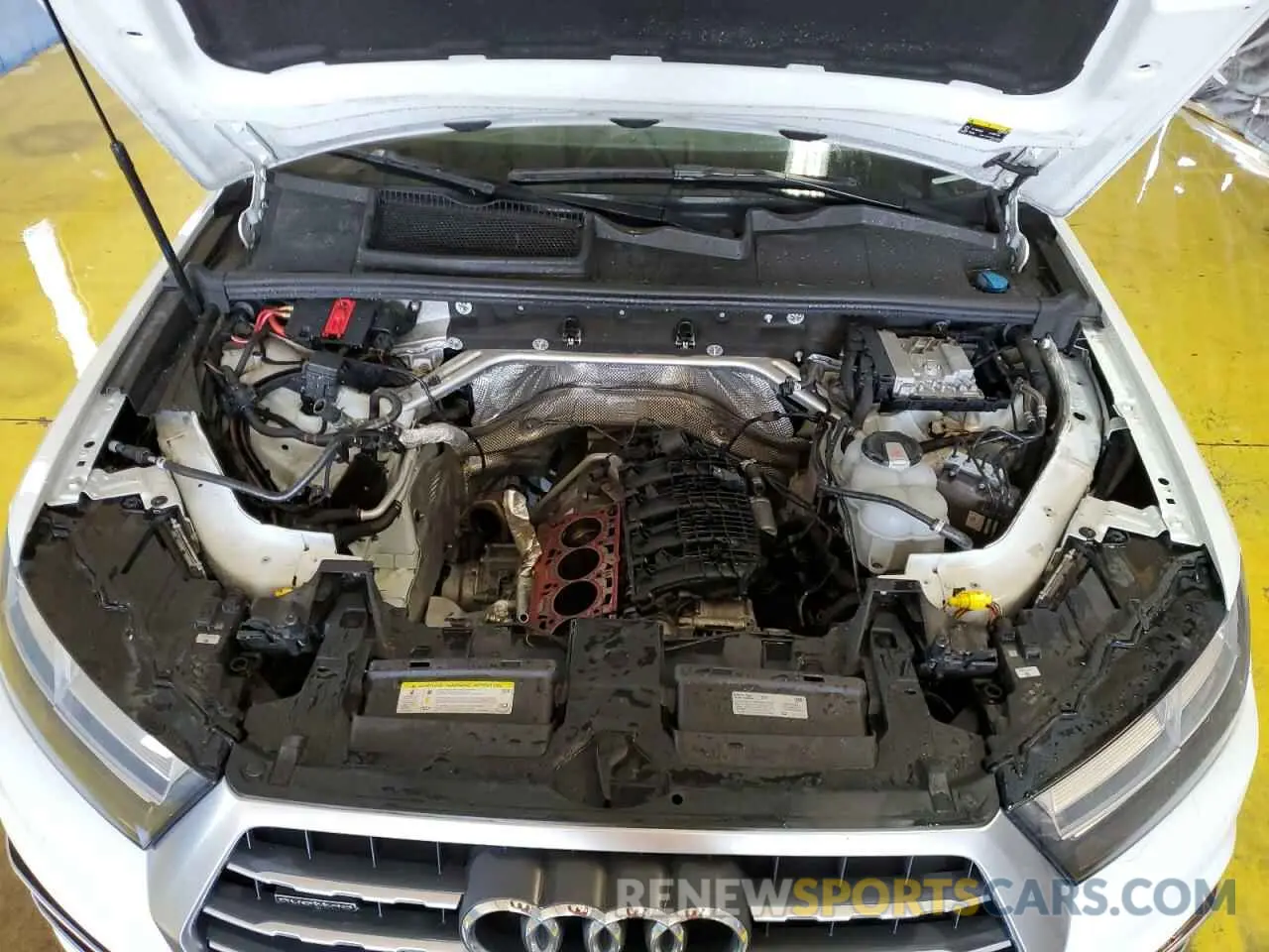 12 fotografías del automóvil dañado WA1LHAF70KD042836 AUDI Q7 2019