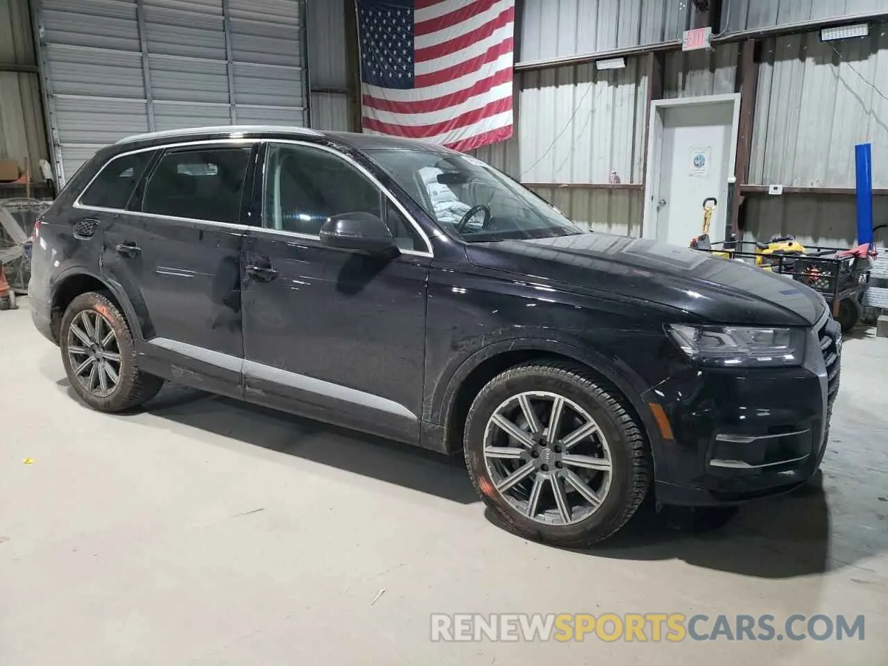 4 fotografías del automóvil dañado WA1LHAF70KD043713 AUDI Q7 2019