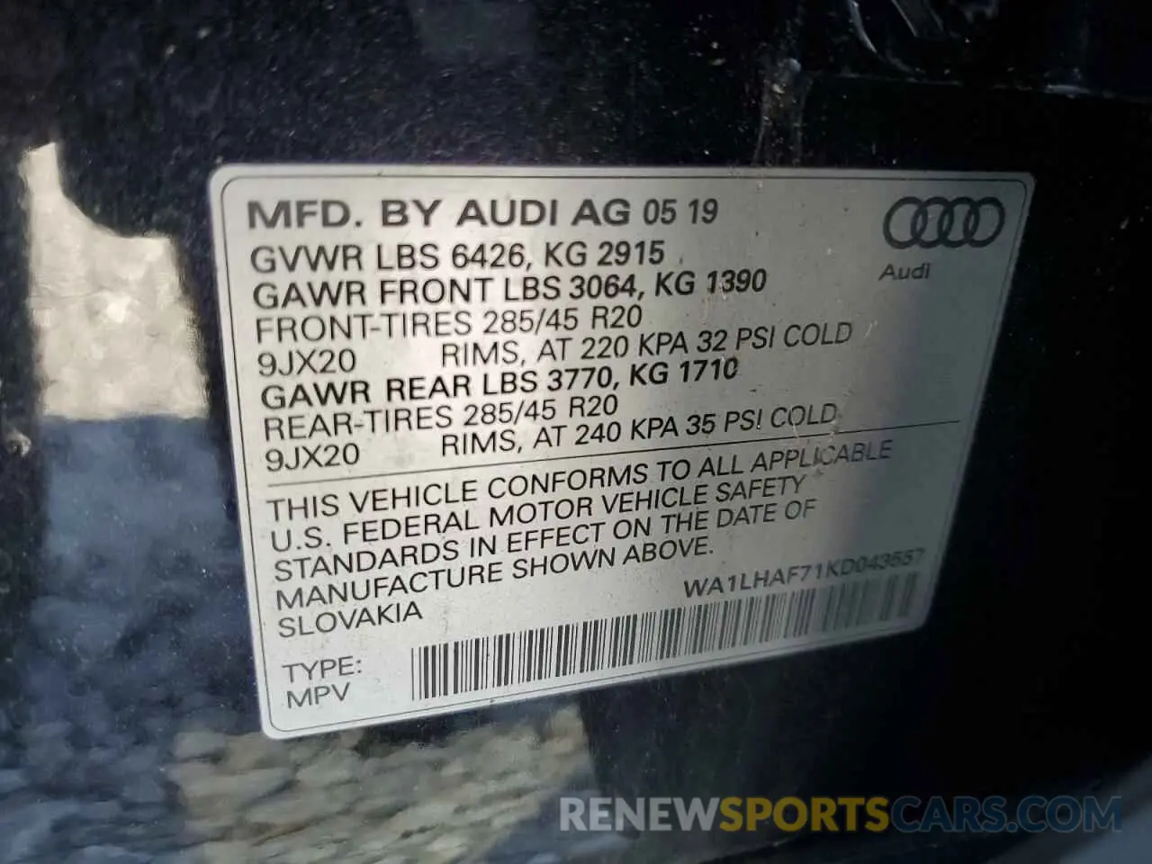 14 fotografías del automóvil dañado WA1LHAF71KD043557 AUDI Q7 2019