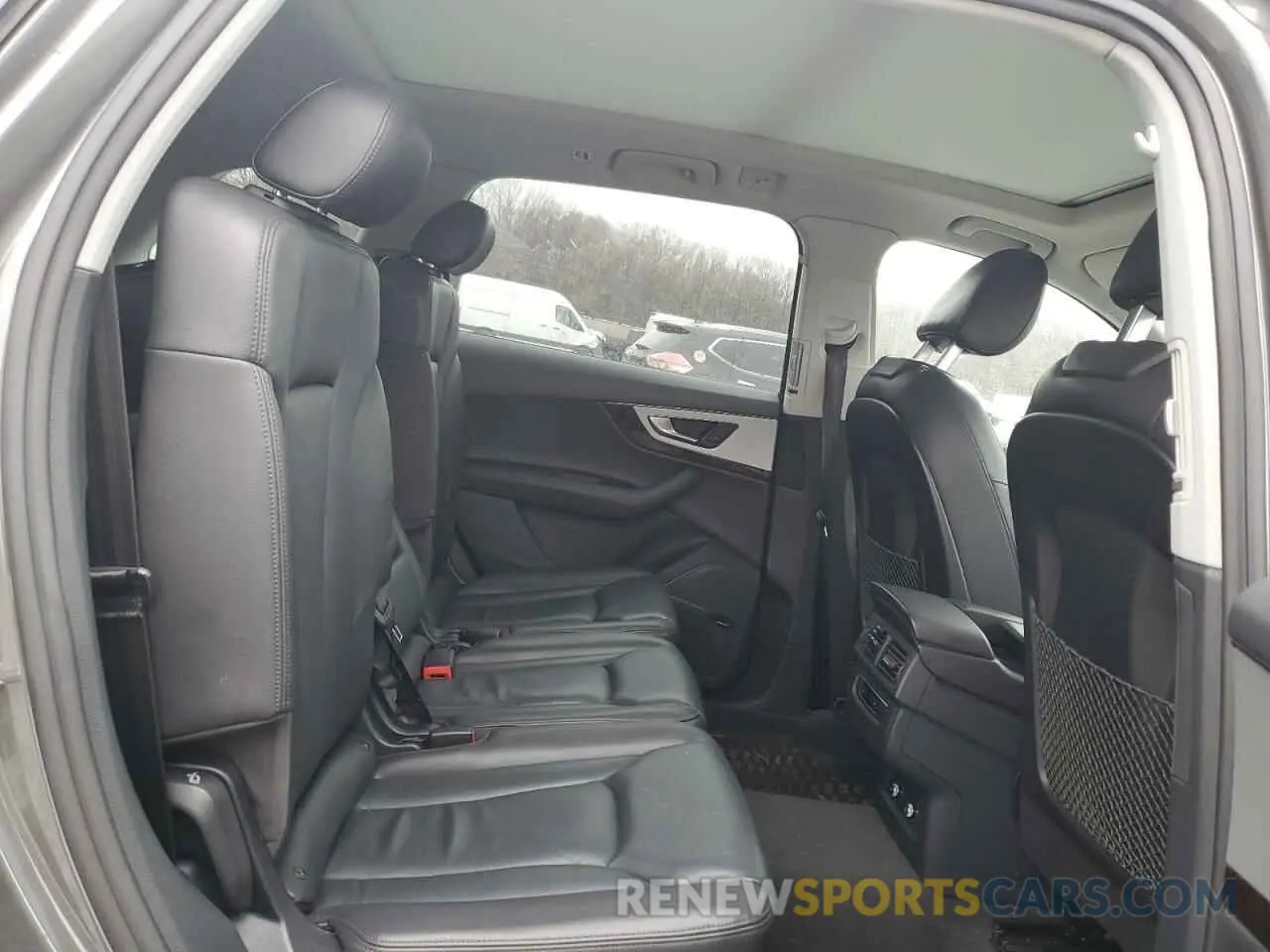 11 fotografías del automóvil dañado WA1LHAF72KD025214 AUDI Q7 2019