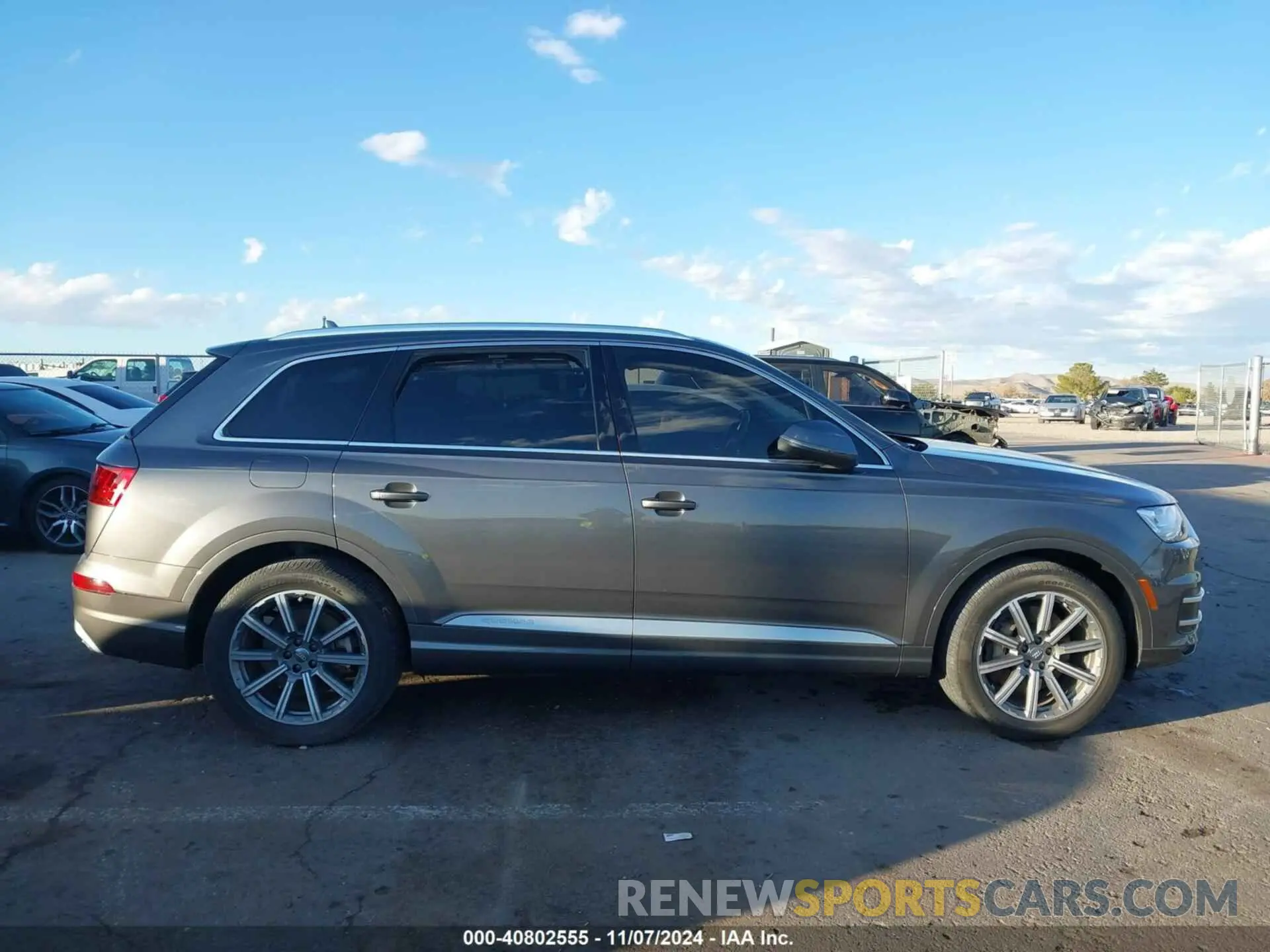 13 fotografías del automóvil dañado WA1LHAF73KD022807 AUDI Q7 2019