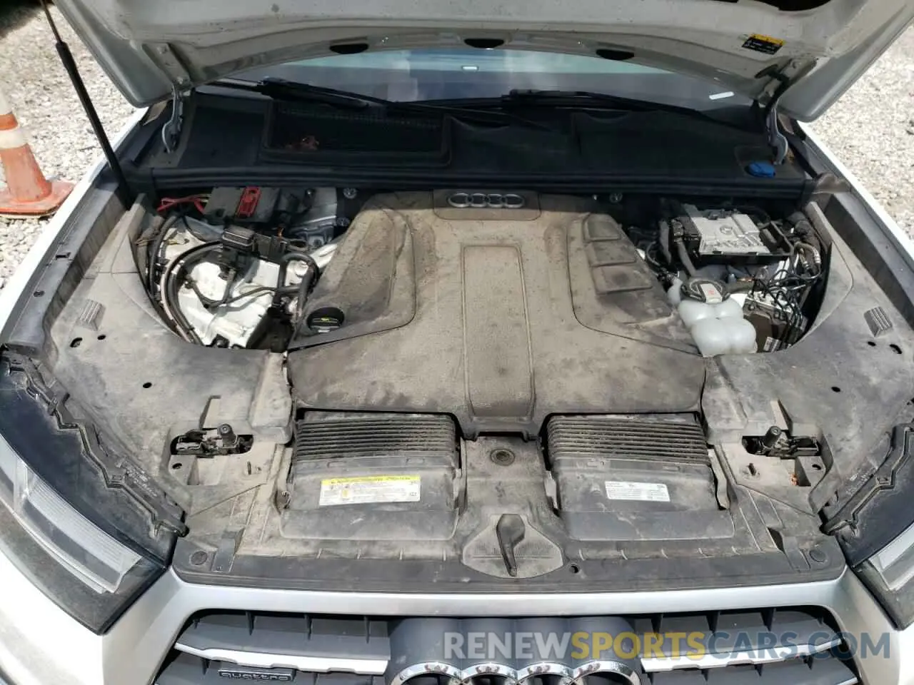 12 fotografías del automóvil dañado WA1LHAF73KD036495 AUDI Q7 2019