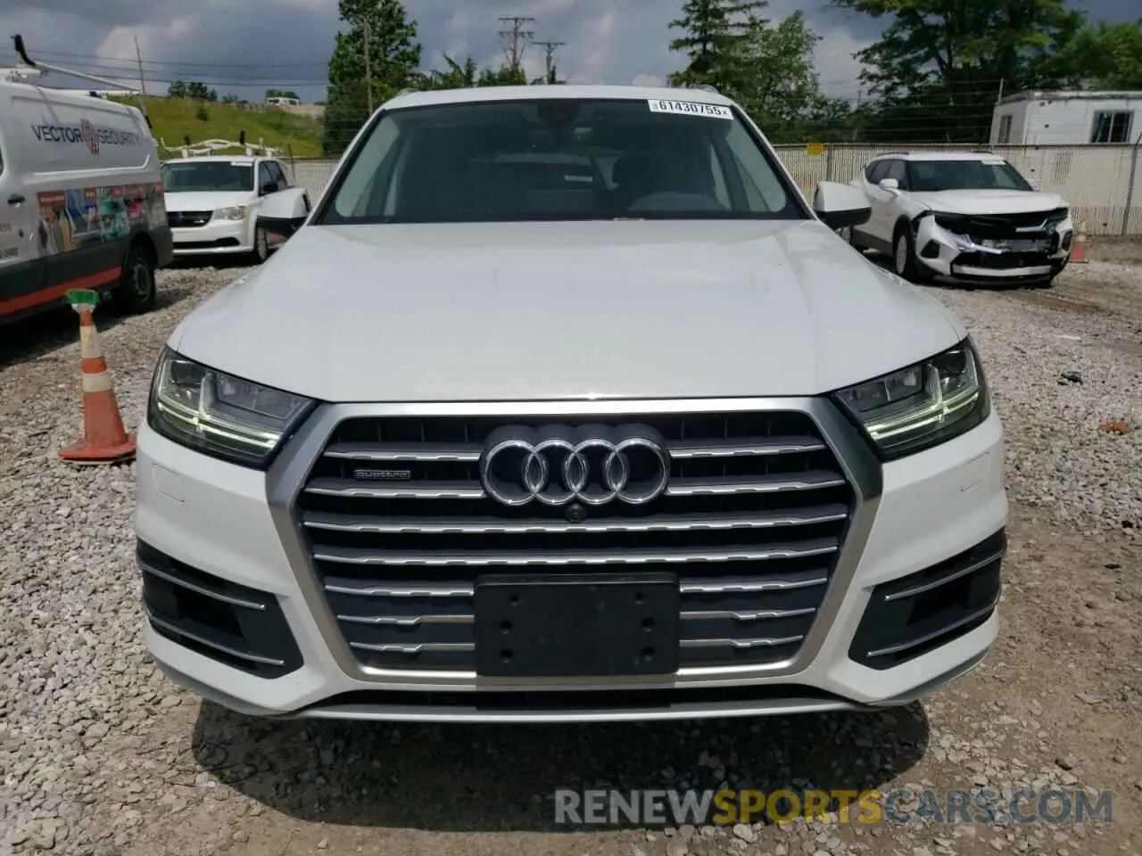 5 fotografías del automóvil dañado WA1LHAF73KD036495 AUDI Q7 2019