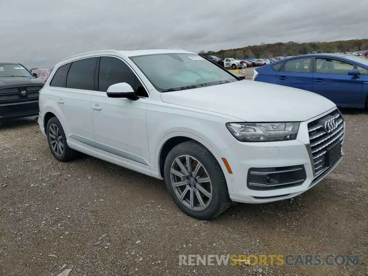 4 fotografías del automóvil dañado WA1LHAF76KD024017 AUDI Q7 2019