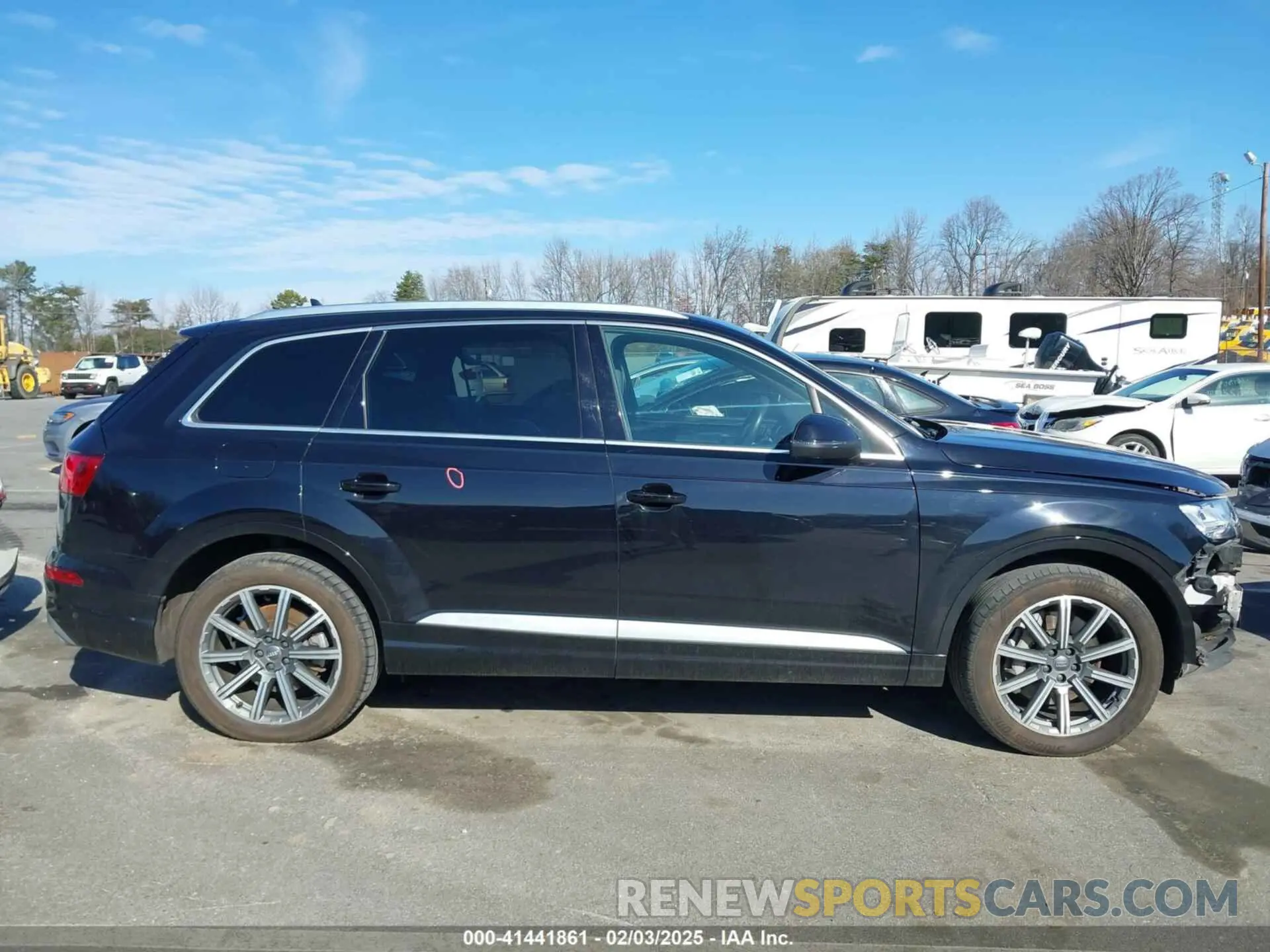 14 fotografías del automóvil dañado WA1LHAF76KD025846 AUDI Q7 2019