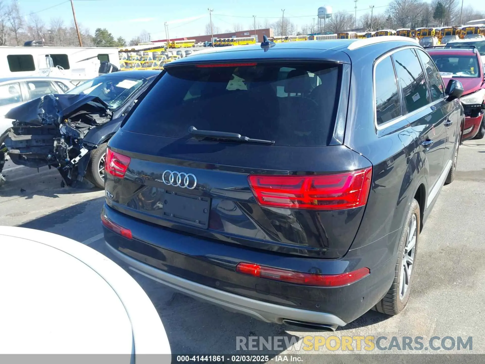 17 fotografías del automóvil dañado WA1LHAF76KD025846 AUDI Q7 2019