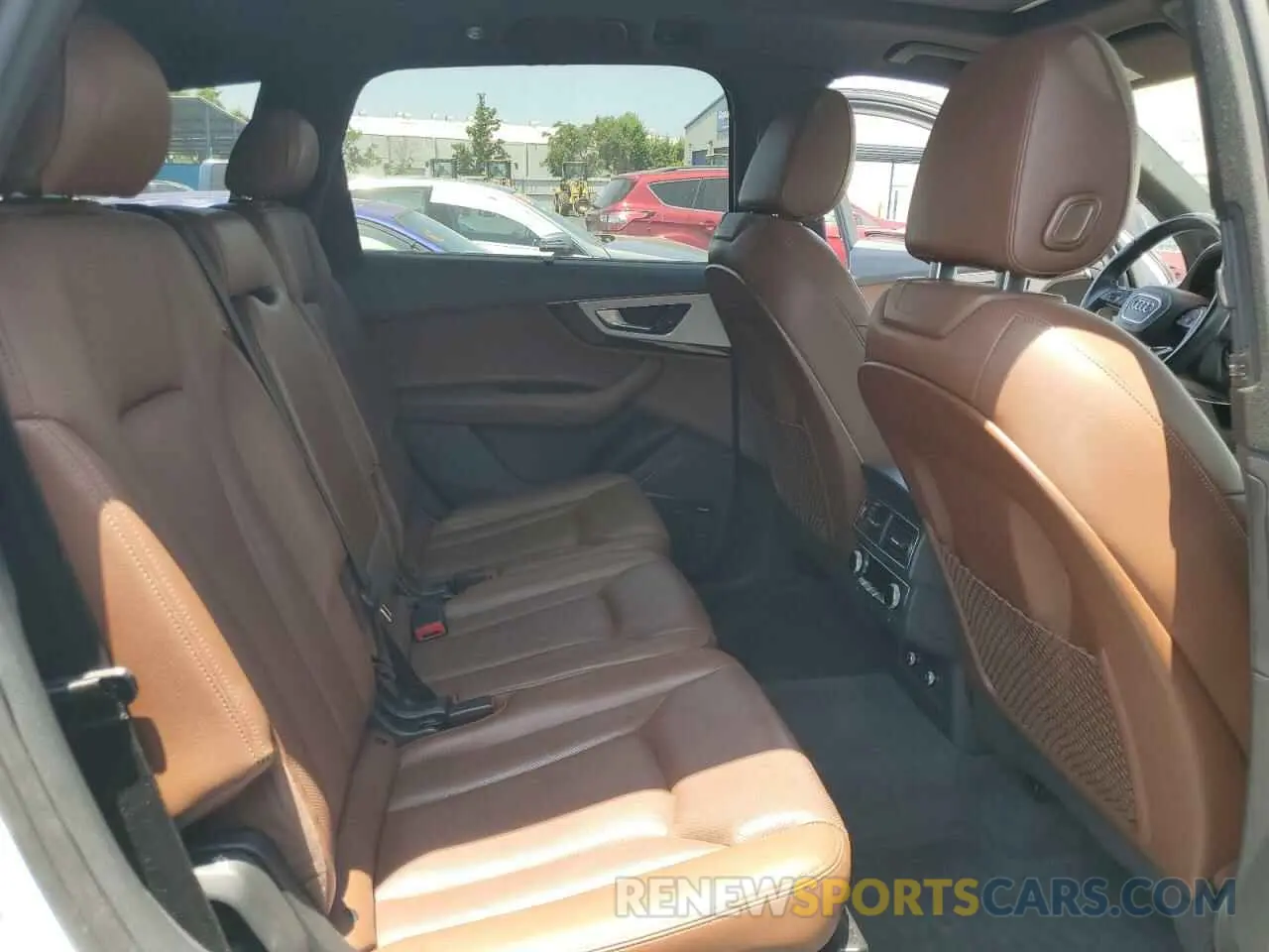 11 fotografías del automóvil dañado WA1LHAF76KD040542 AUDI Q7 2019