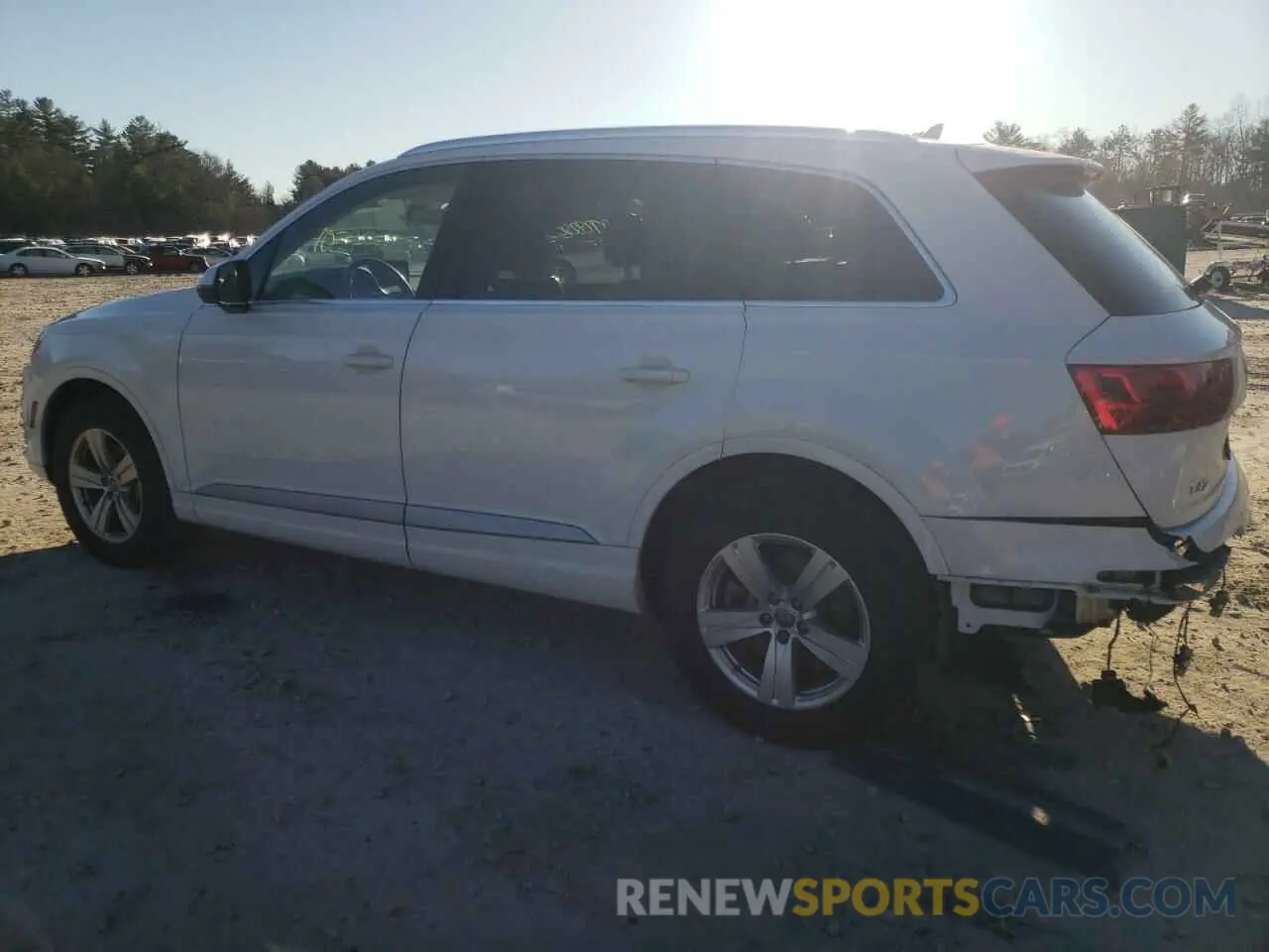 2 fotografías del automóvil dañado WA1LHAF77KD025564 AUDI Q7 2019