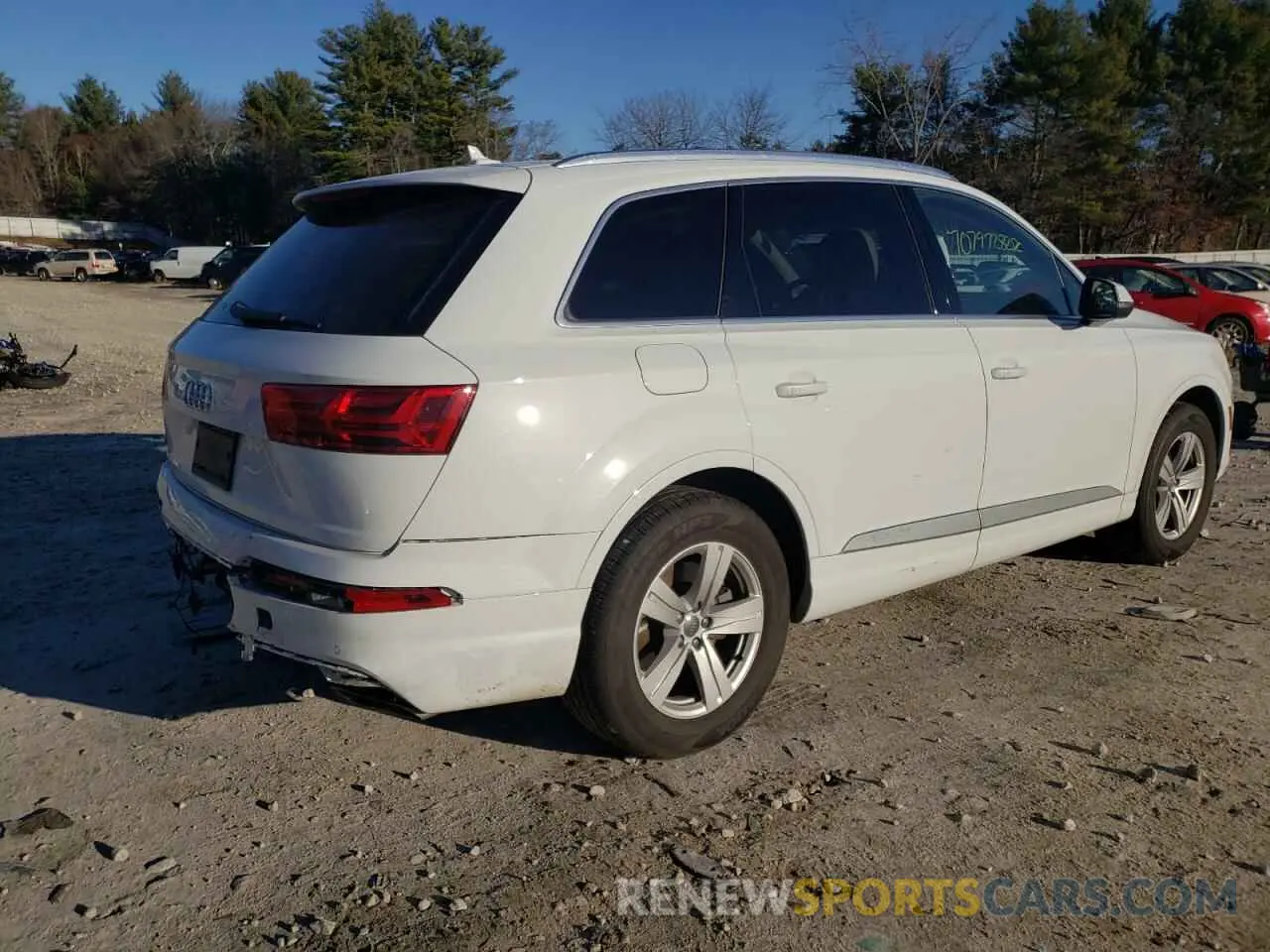 3 fotografías del automóvil dañado WA1LHAF77KD025564 AUDI Q7 2019