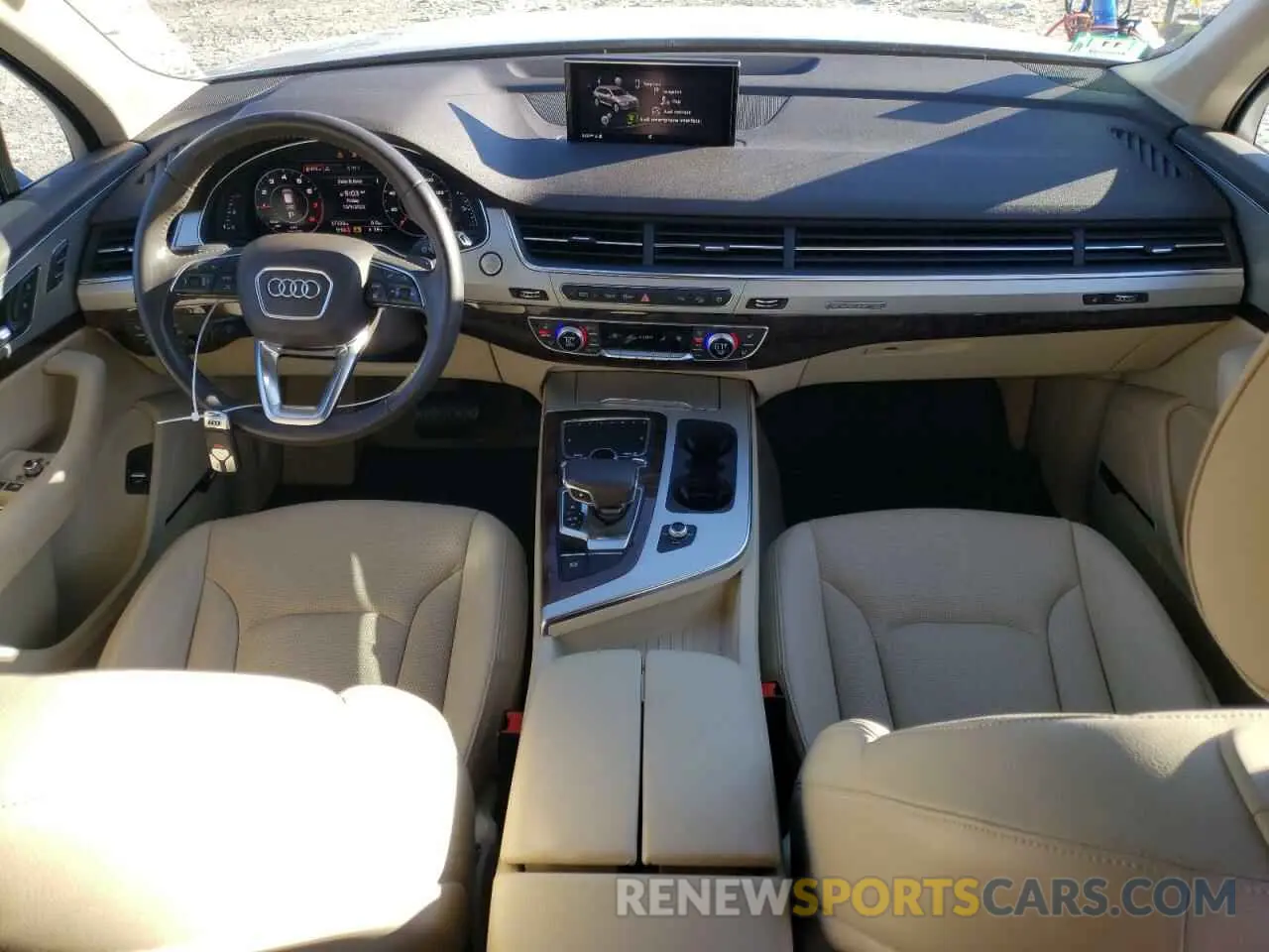 8 fotografías del automóvil dañado WA1LHAF77KD025564 AUDI Q7 2019