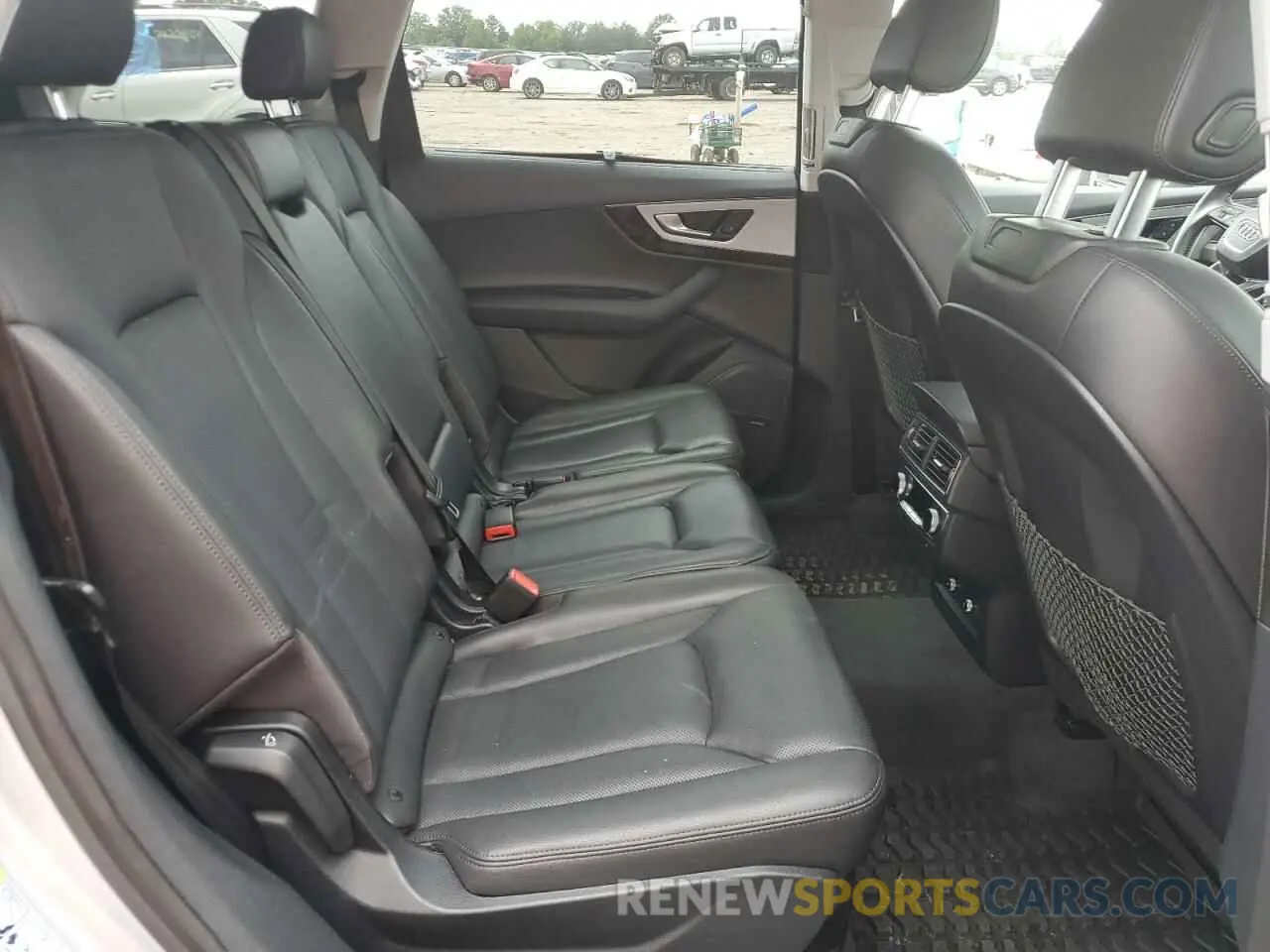 11 fotografías del automóvil dañado WA1LHAF77KD033308 AUDI Q7 2019