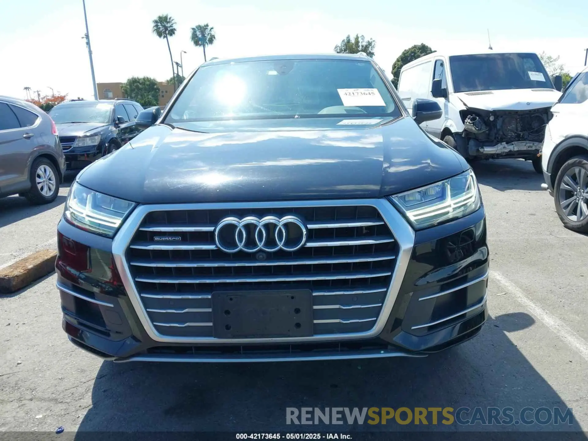 12 fotografías del automóvil dañado WA1LHAF78KD025573 AUDI Q7 2019