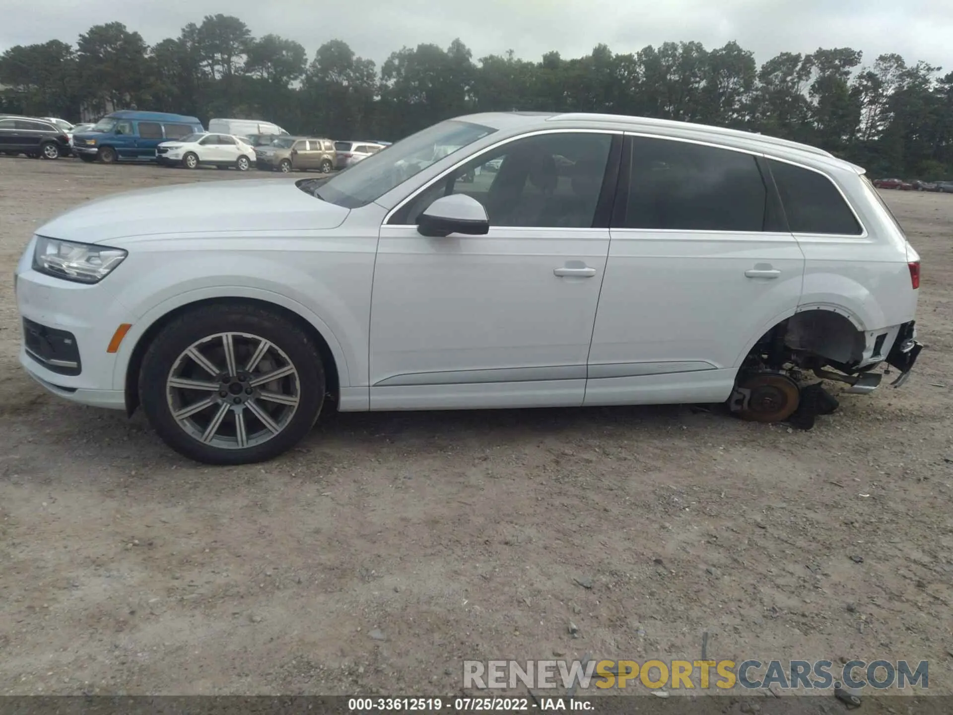 2 fotografías del automóvil dañado WA1LHAF78KD038730 AUDI Q7 2019