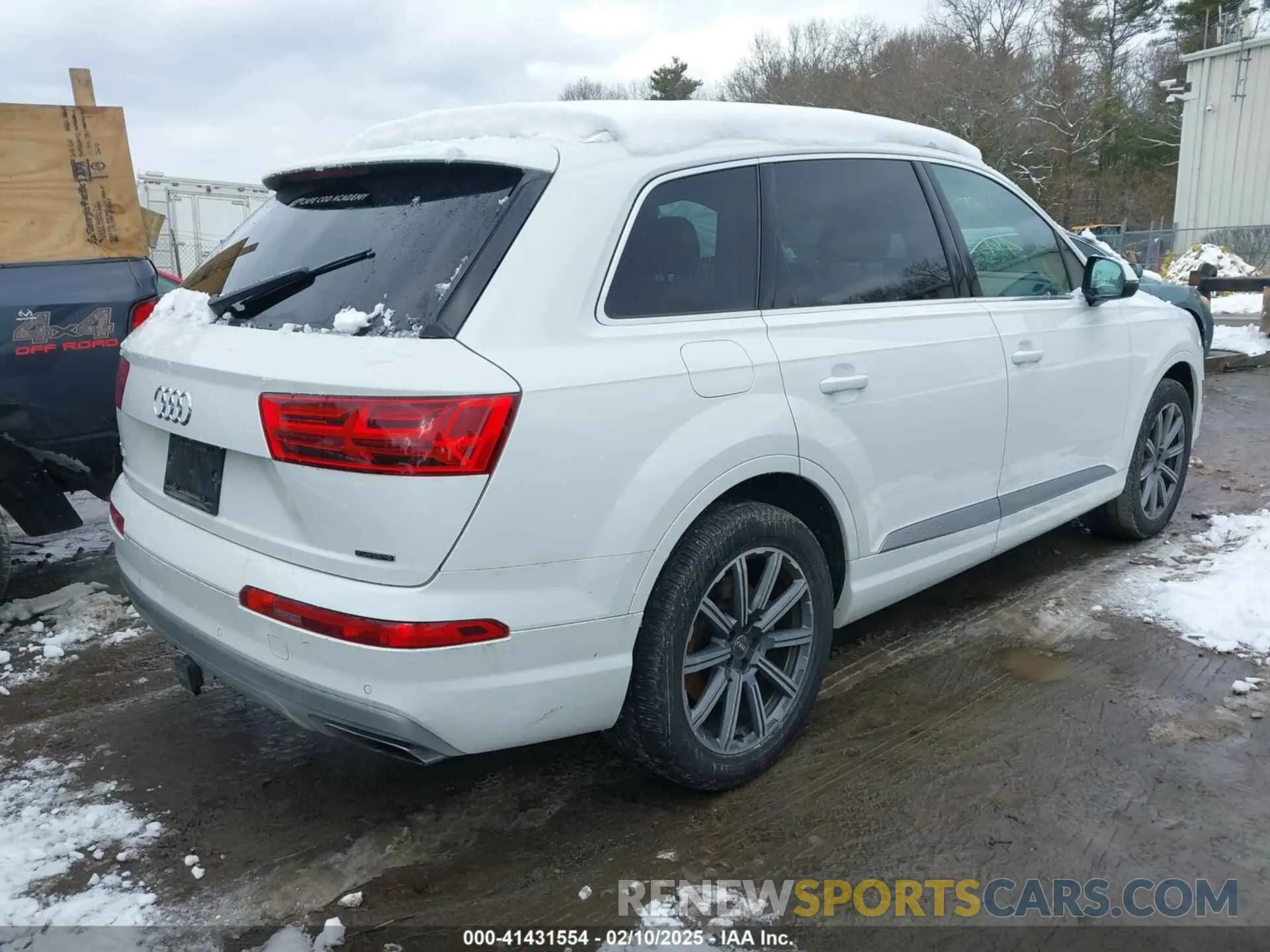 4 fotografías del automóvil dañado WA1LHAF78KD043829 AUDI Q7 2019