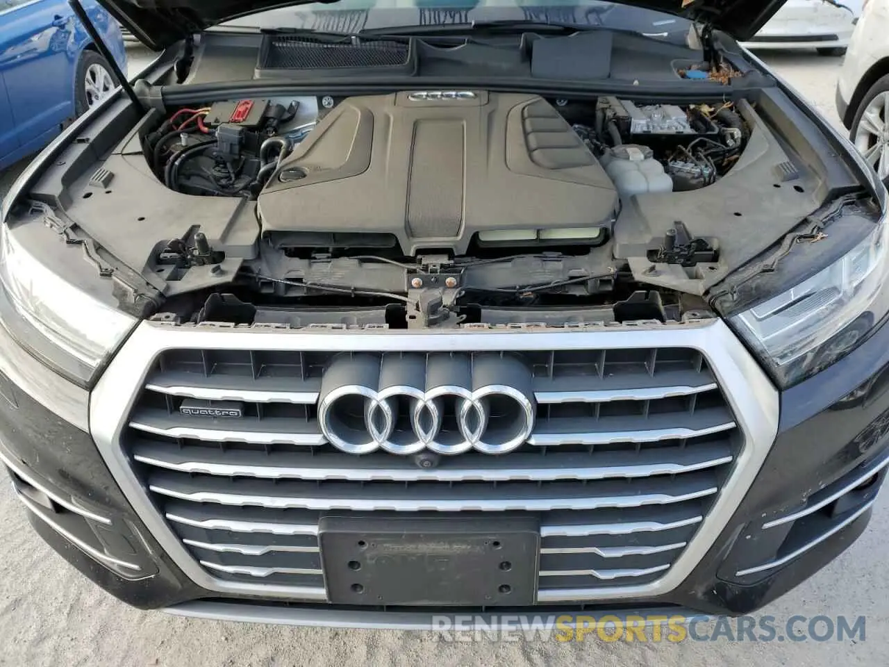 12 fotografías del automóvil dañado WA1LHAF79KD017563 AUDI Q7 2019