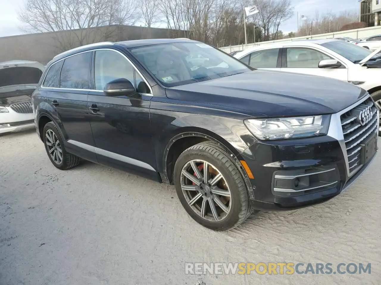4 fotografías del automóvil dañado WA1LHAF79KD017563 AUDI Q7 2019