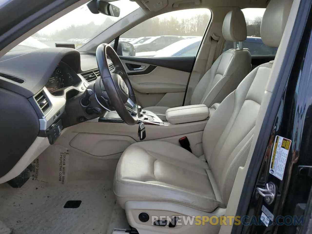 7 fotografías del automóvil dañado WA1LHAF79KD017563 AUDI Q7 2019