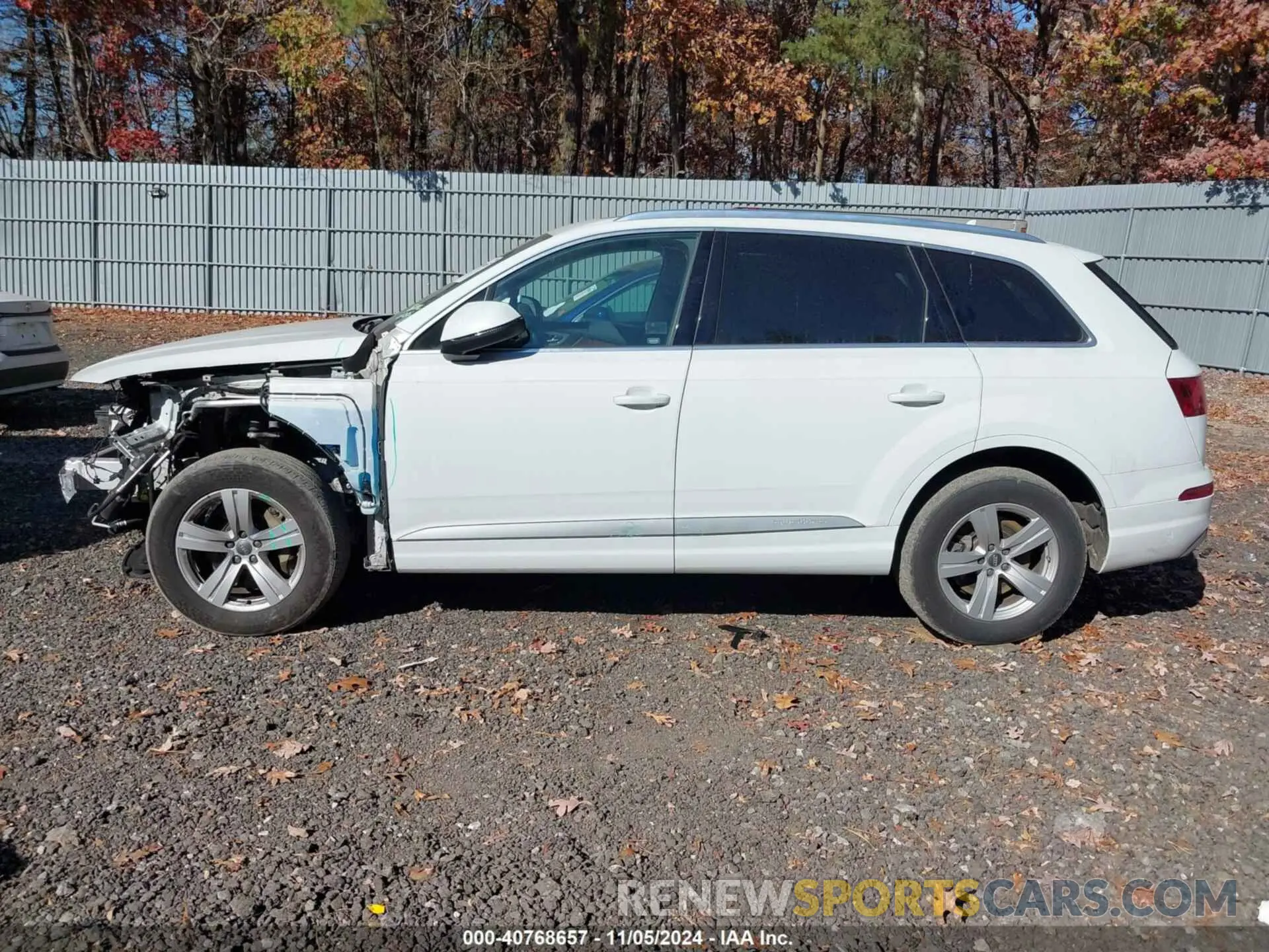 15 fotografías del automóvil dañado WA1LHAF79KD025579 AUDI Q7 2019