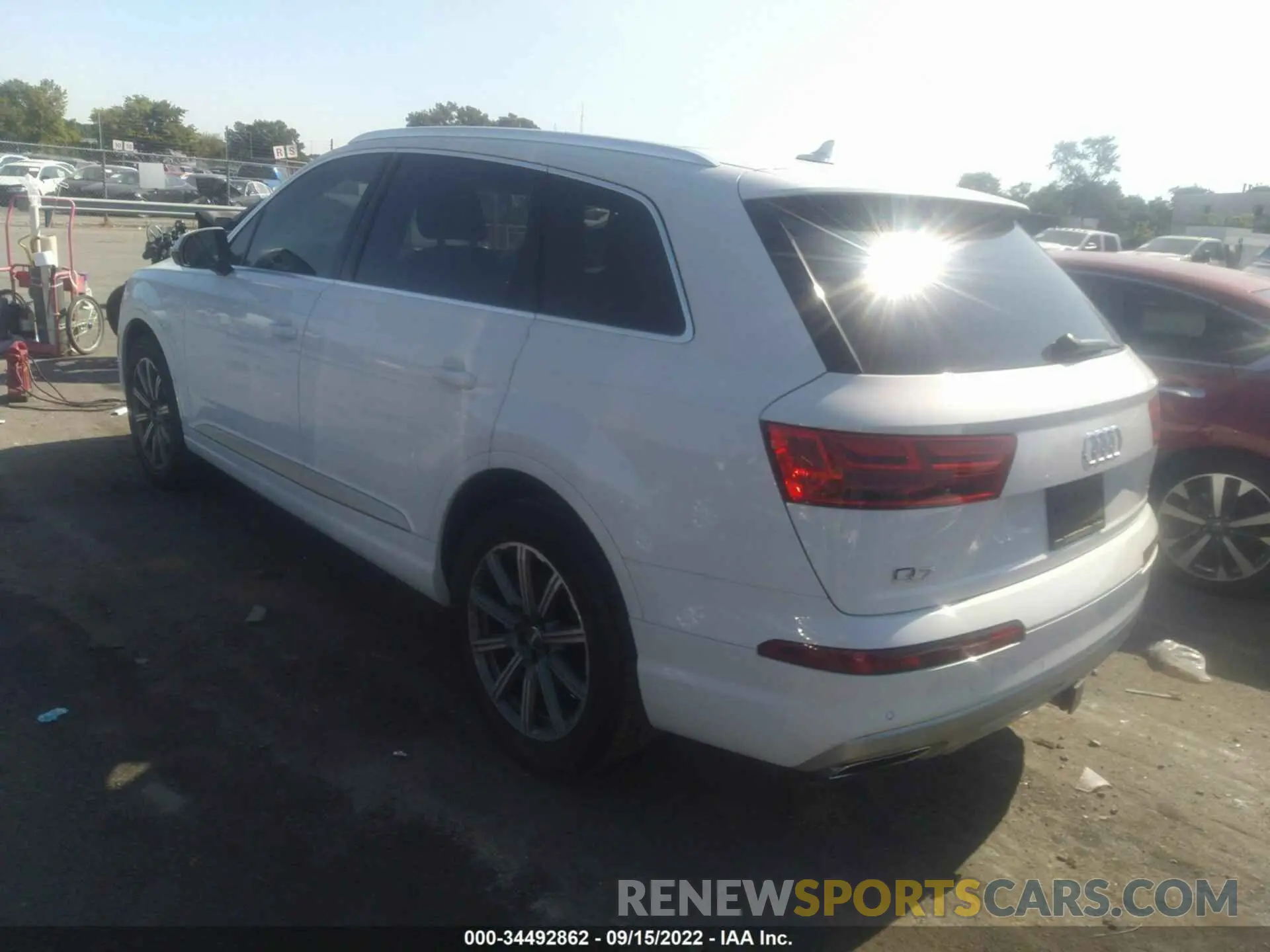 3 fotografías del automóvil dañado WA1LHAF79KD045637 AUDI Q7 2019