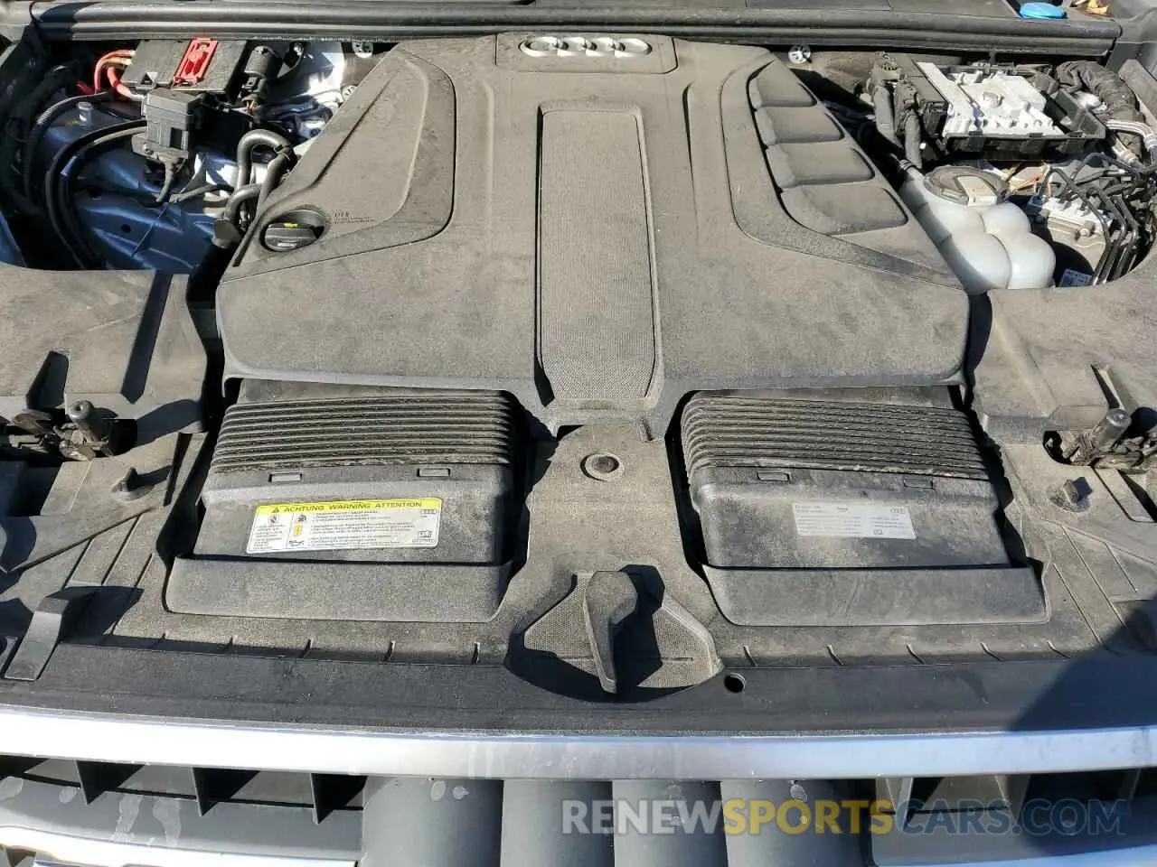 11 fotografías del automóvil dañado WA1LHAF79KD047260 AUDI Q7 2019
