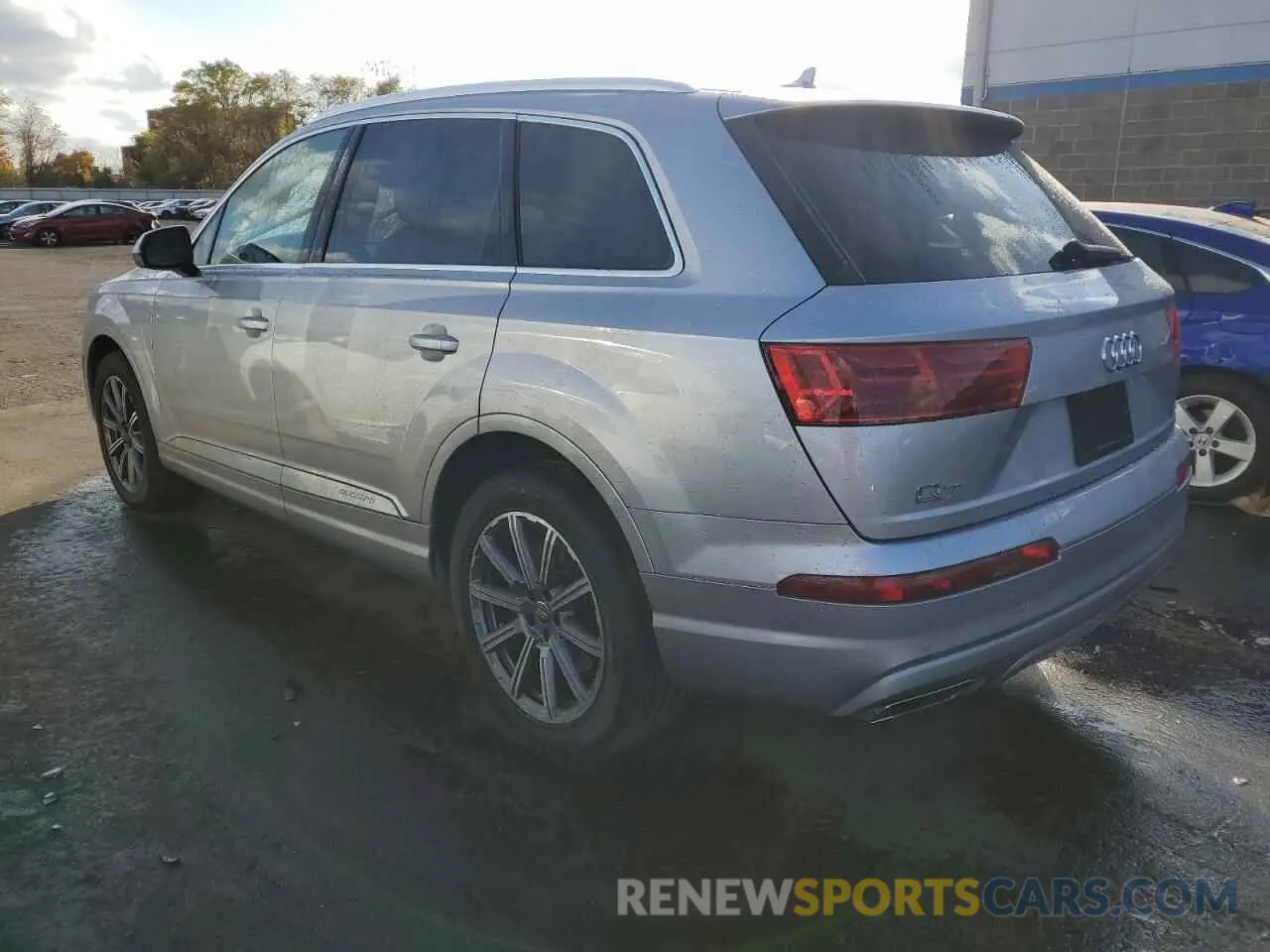2 fotografías del automóvil dañado WA1LHAF79KD047260 AUDI Q7 2019